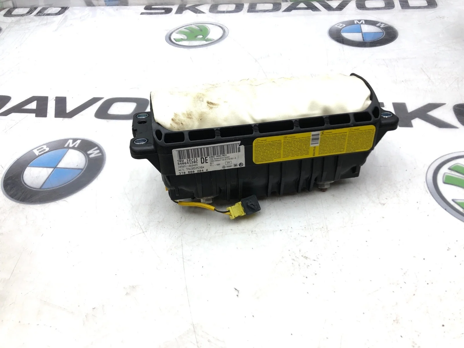 Подушка безопасности пассажира Skoda Yeti 2011 3T0880204A 5L 2.0 CFHC