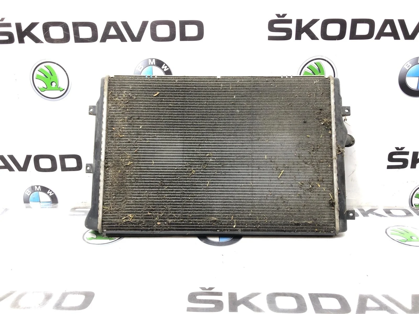 Радиатор охлаждения двигателя Skoda Yeti 2011 1K0121251DM 5L 2.0 CFHC