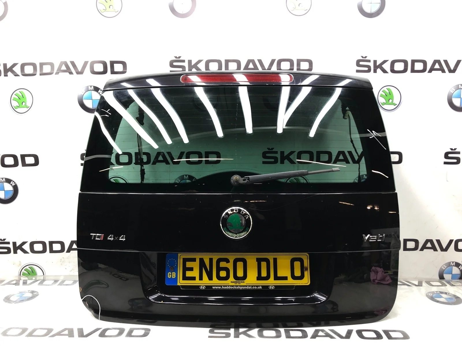 Крышка багажника Skoda Yeti 2011 5L6827025D 5L 2.0 CFHC