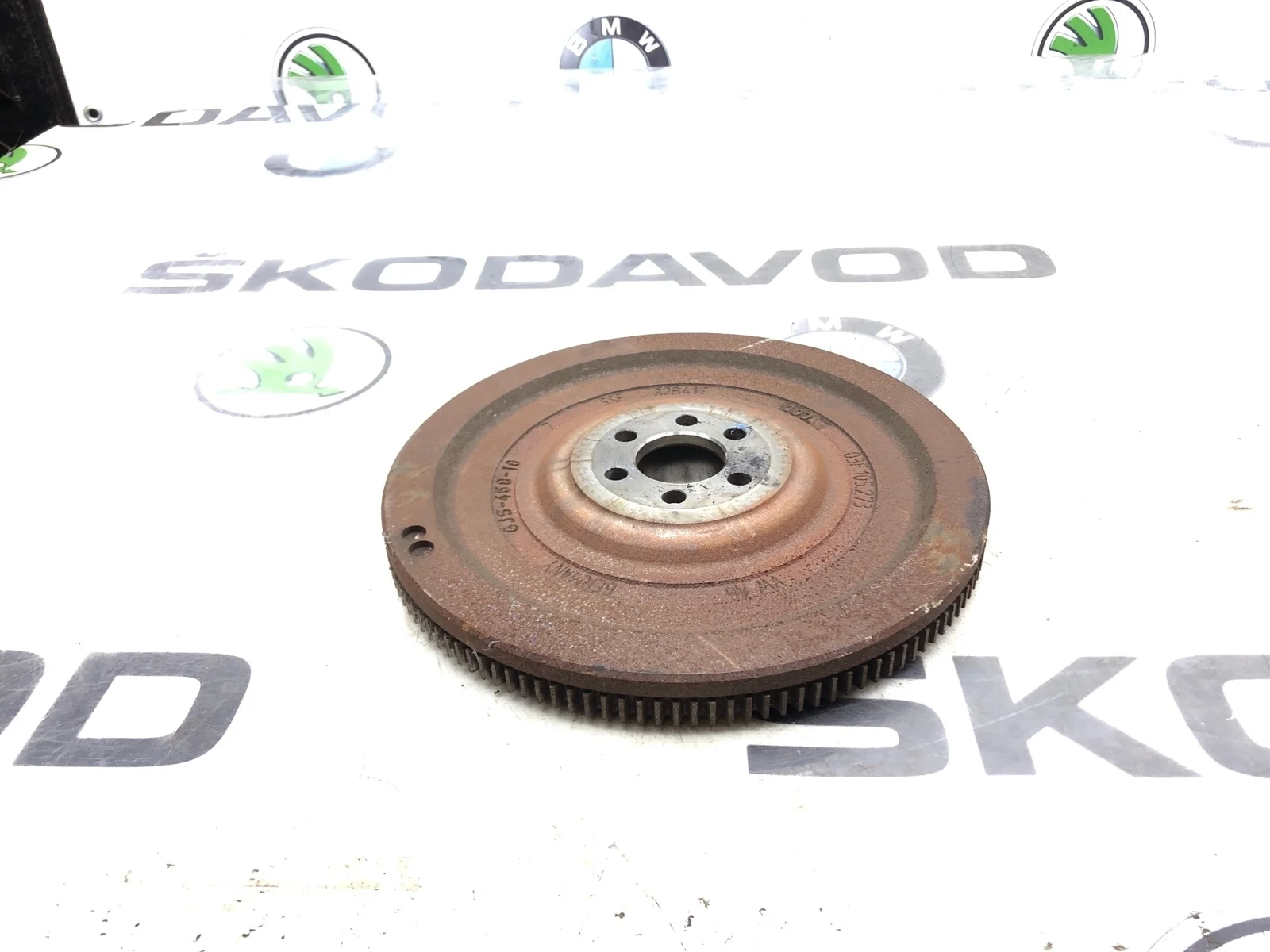 Маховик МКПП Skoda Octavia 2015 03F105273 A7 (5E) 1.2 CJZA