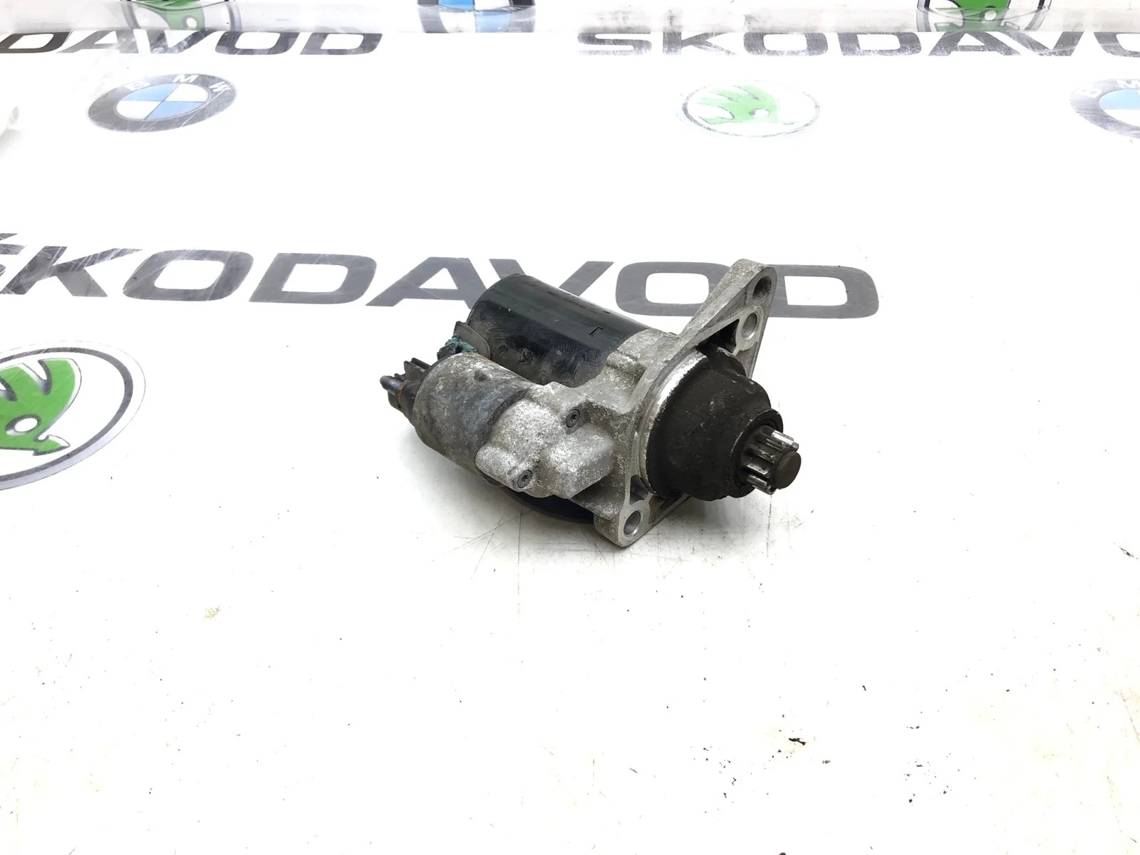 Стартер МКПП Skoda Octavia 2012 02Z911023E A5 (1Z) 1.8 CDAB