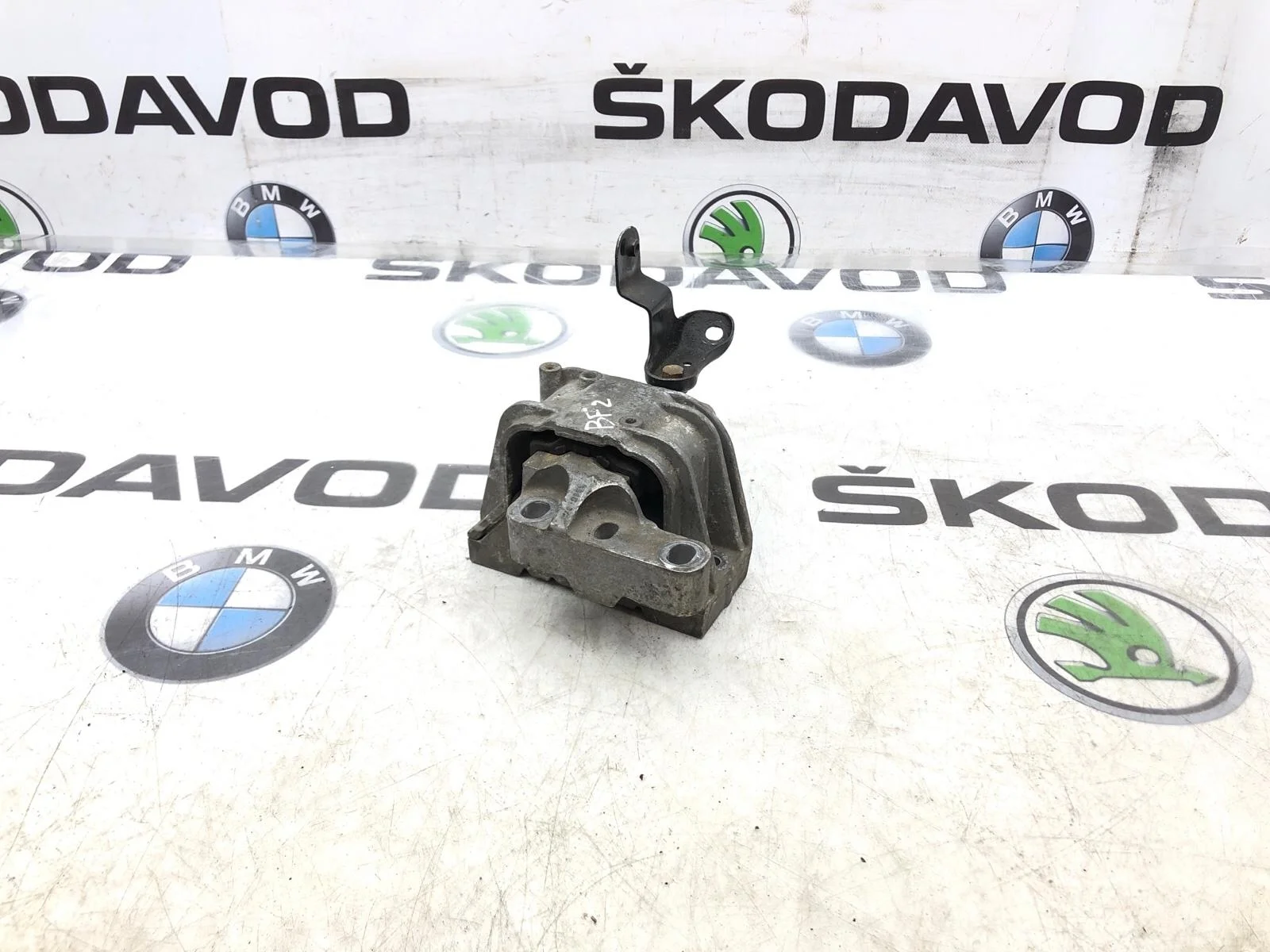 Опора двигателя Skoda Octavia RS 2010 1K0199262M A5 (1Z) 2.0 CCZA, правая