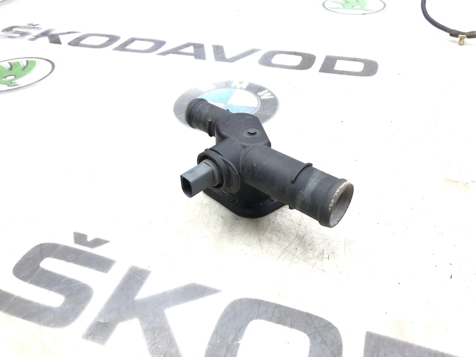 Термостат Skoda Octavia 2011 06A121133AL A5 (1Z) 1.6 BSE