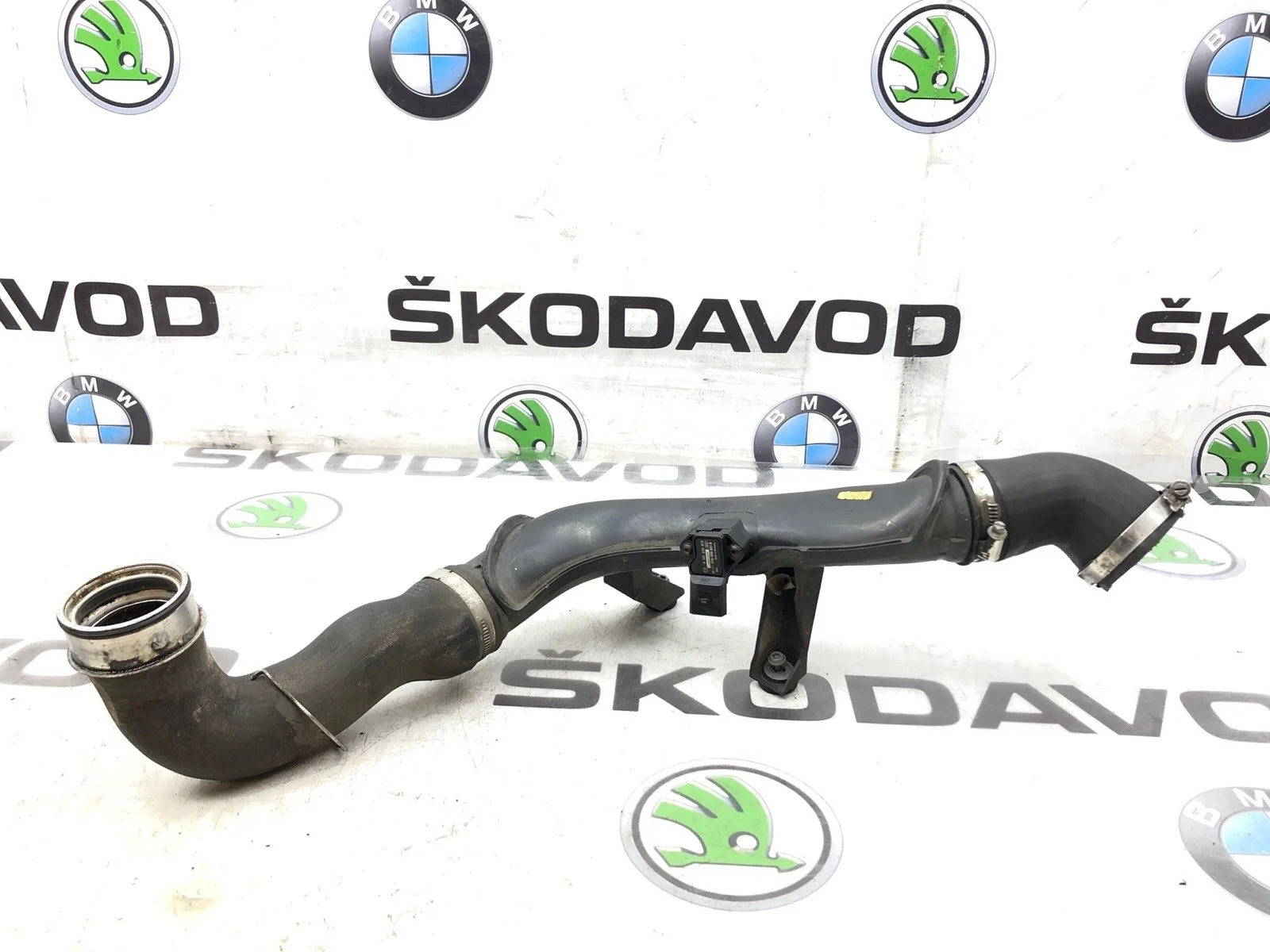 Патрубок интеркулера Skoda Octavia RS 2010 1K0145770AH A5 (1Z) 2.0 CCZA