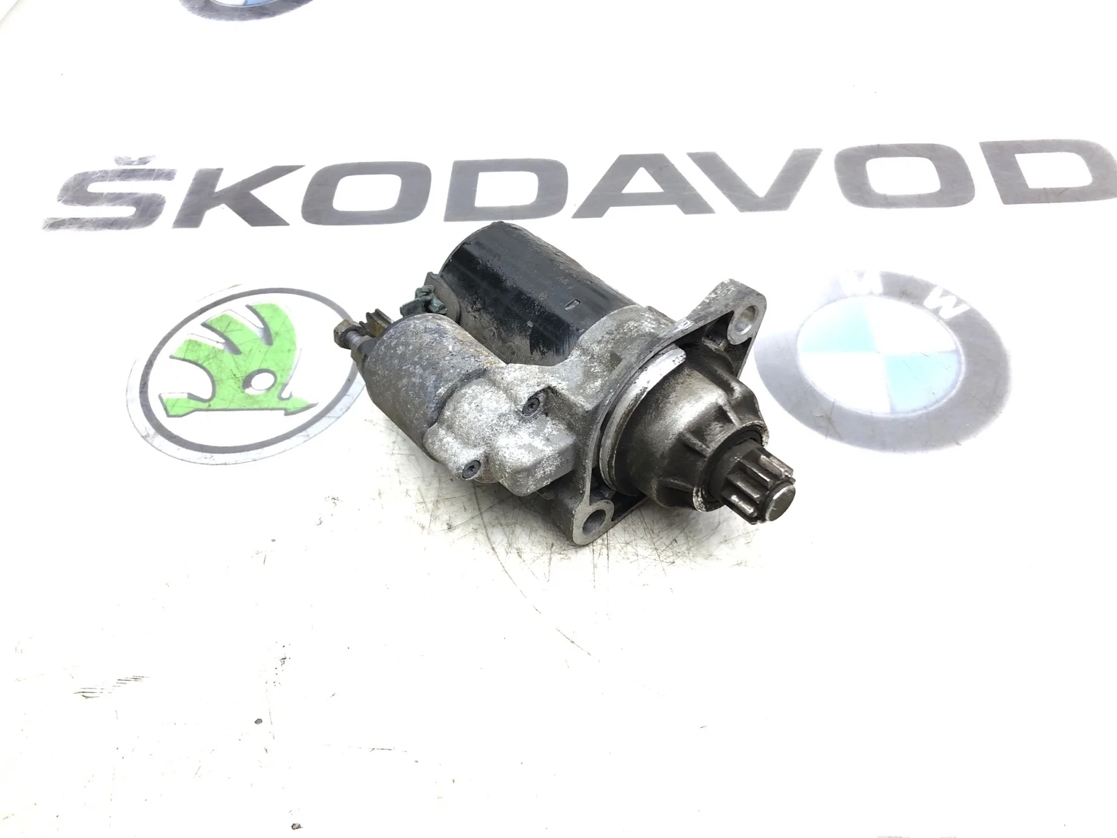 Стартер МКПП Skoda Yeti 2011 02M911023G 5L 1.8 CDAB