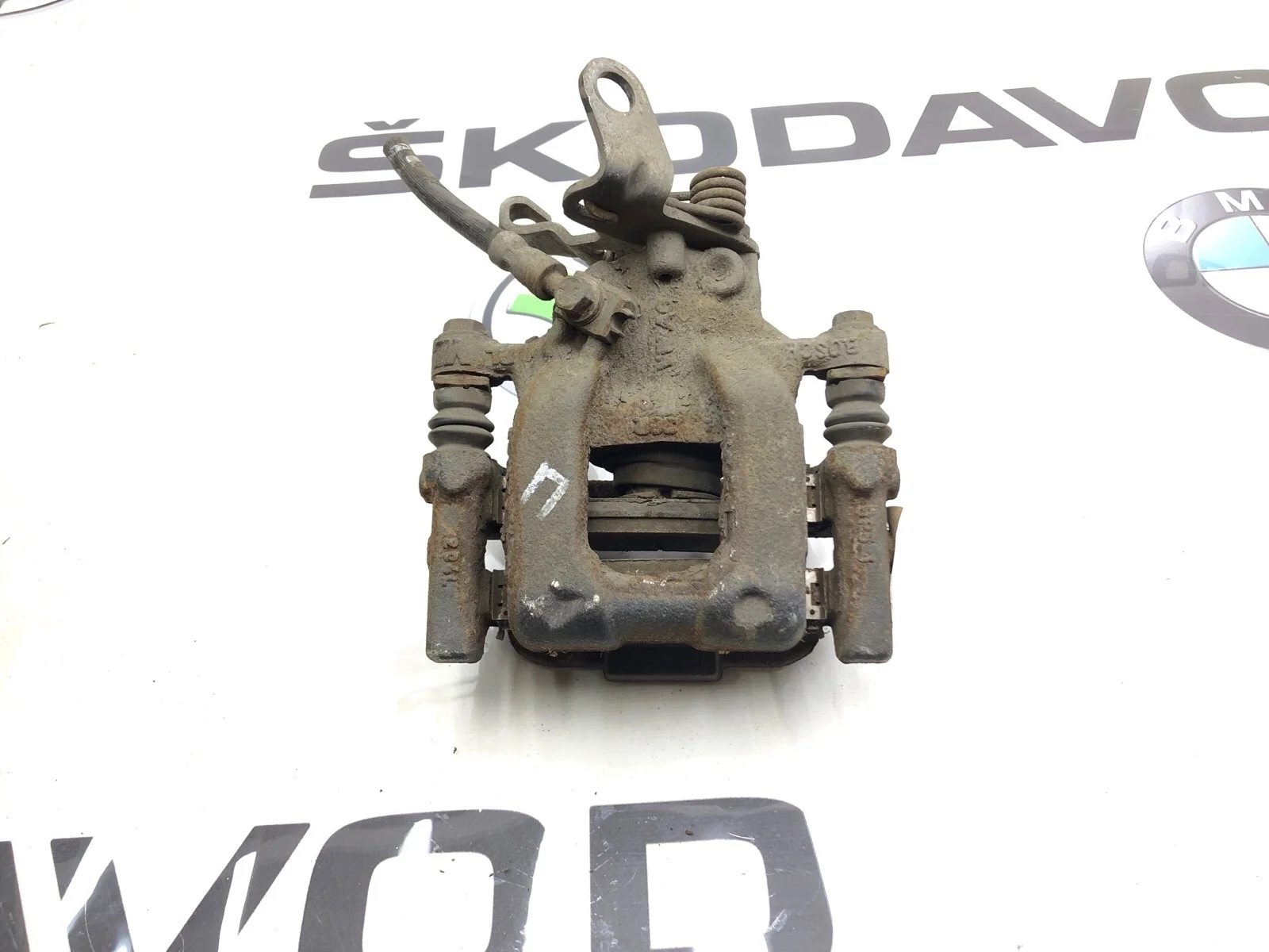 Суппорт тормозной Skoda Octavia 2010 5K0615424 A5 (1Z) 1.8 CDAB, задний правый
