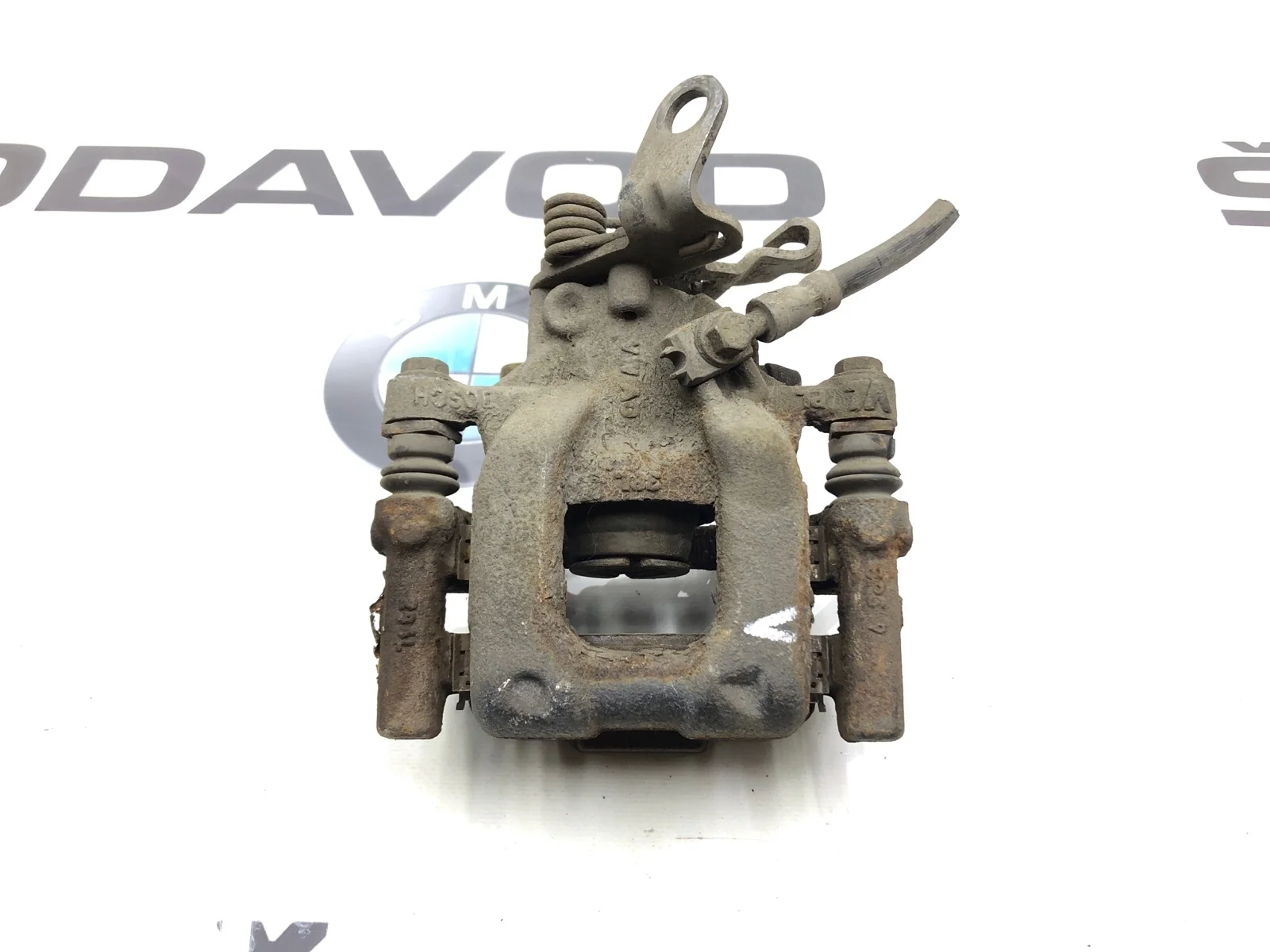 Суппорт тормозной Skoda Octavia 2010 5K0615423 A5 (1Z) 1.8 CDAB, задний левый