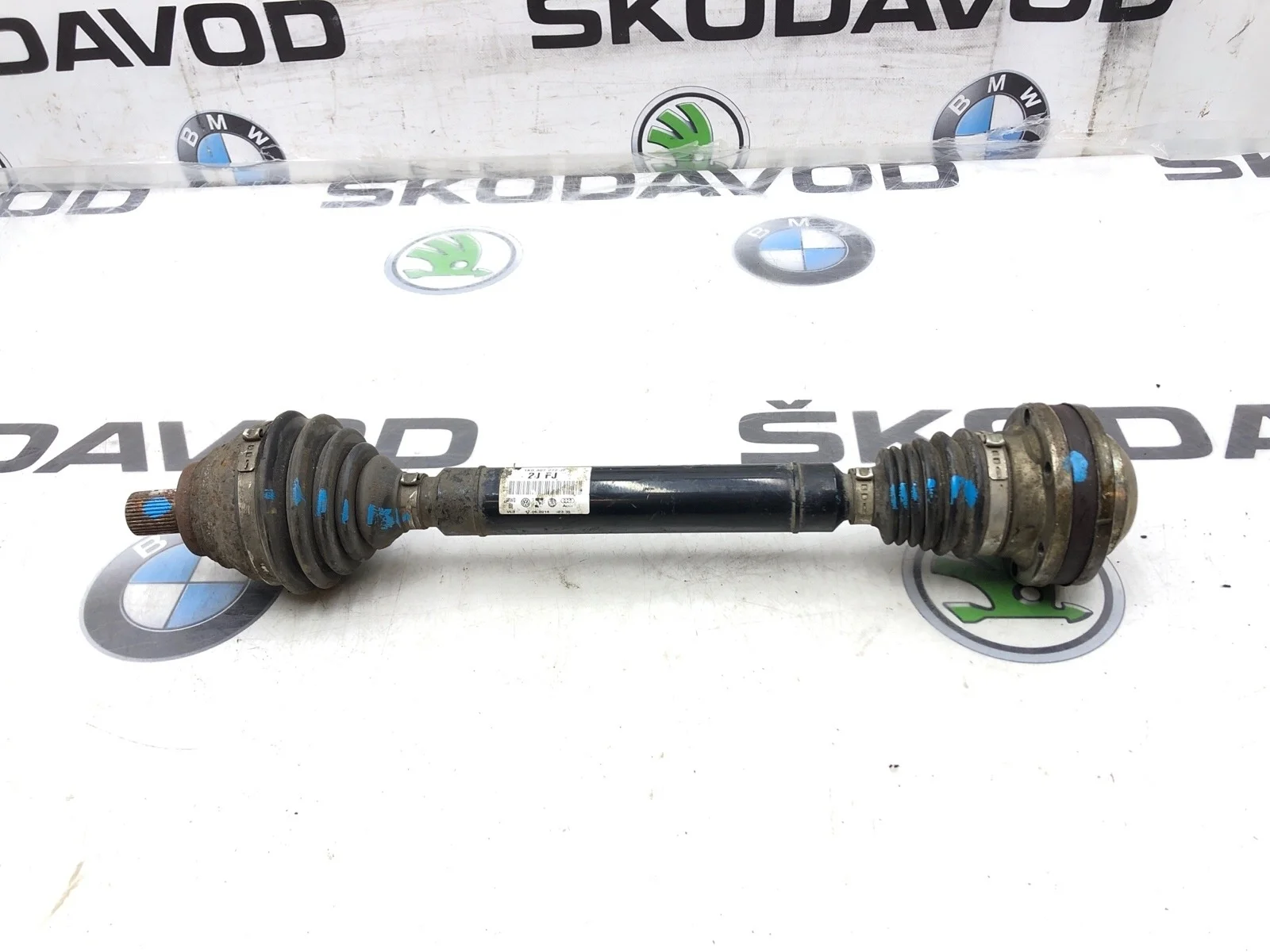 Привод DSG6 Skoda Yeti 2014 1K0407272JF 5L, передний правый