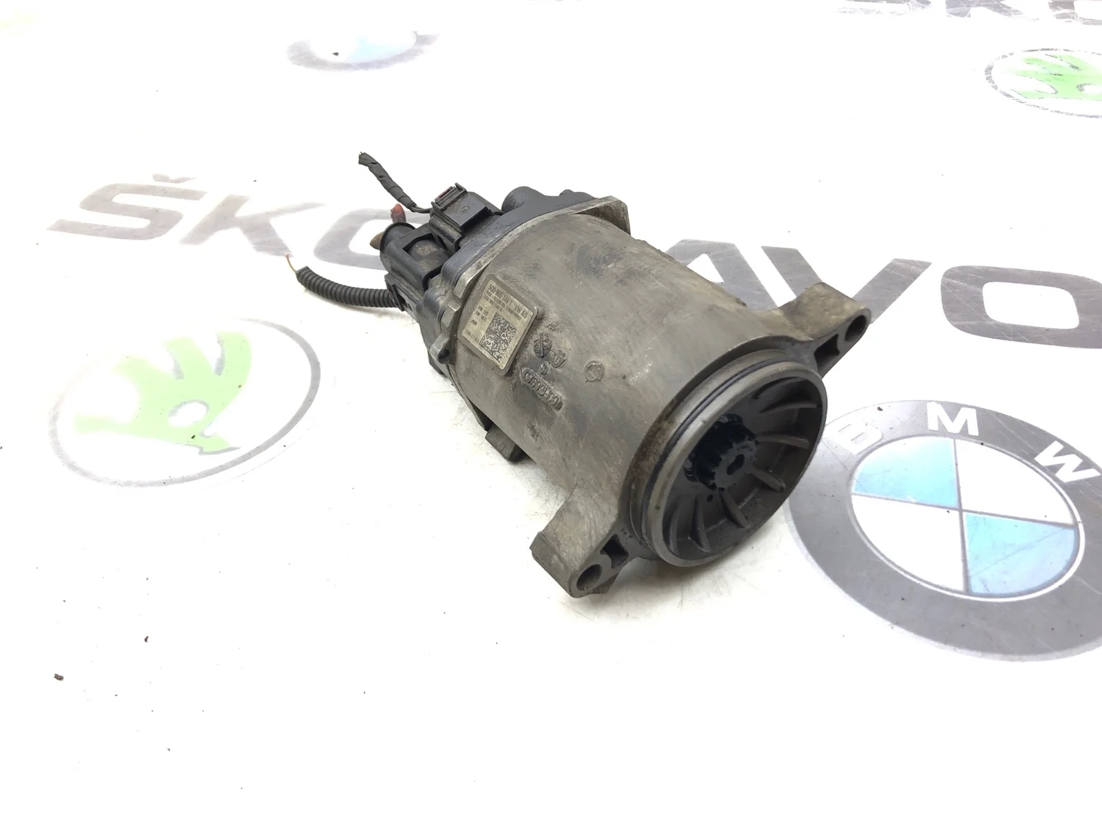 Мотор рулевой рейки Skoda Octavia 2017 5Q0909144T A7 (5E) 1.6 DDYA