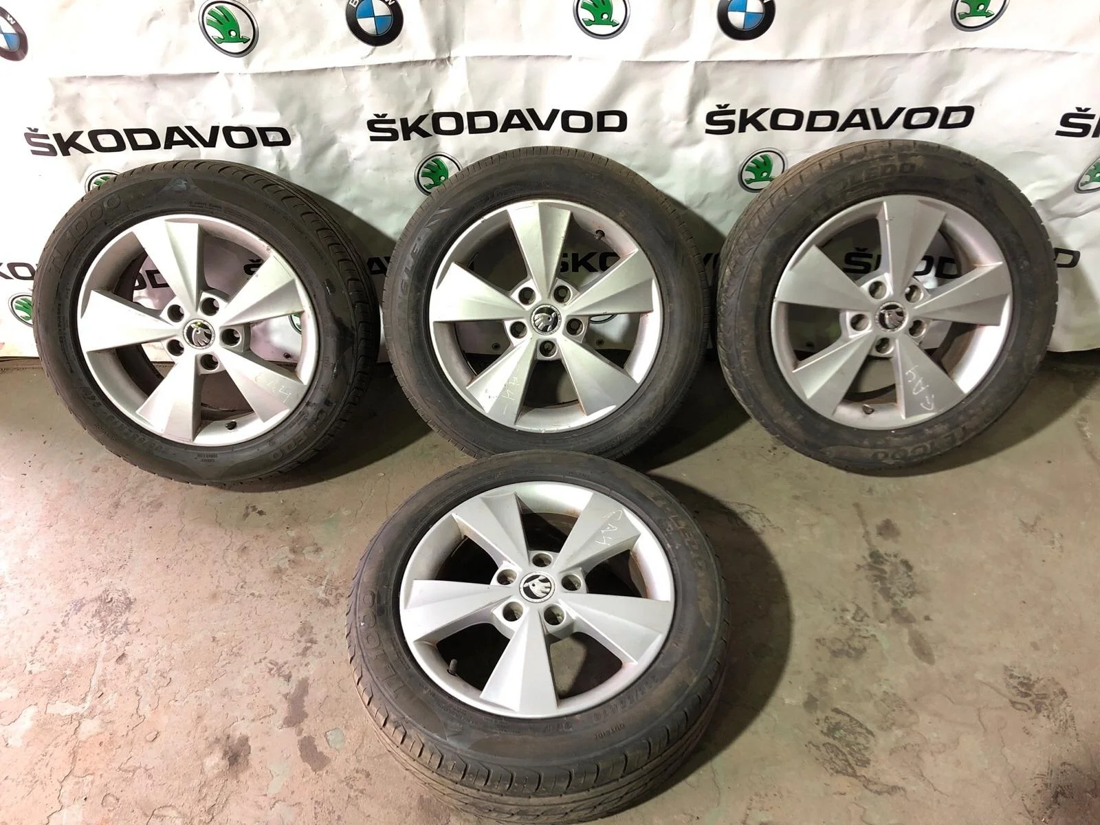 Диски колесные Skoda Octavia 2014 5E0601025C A7 (5E)