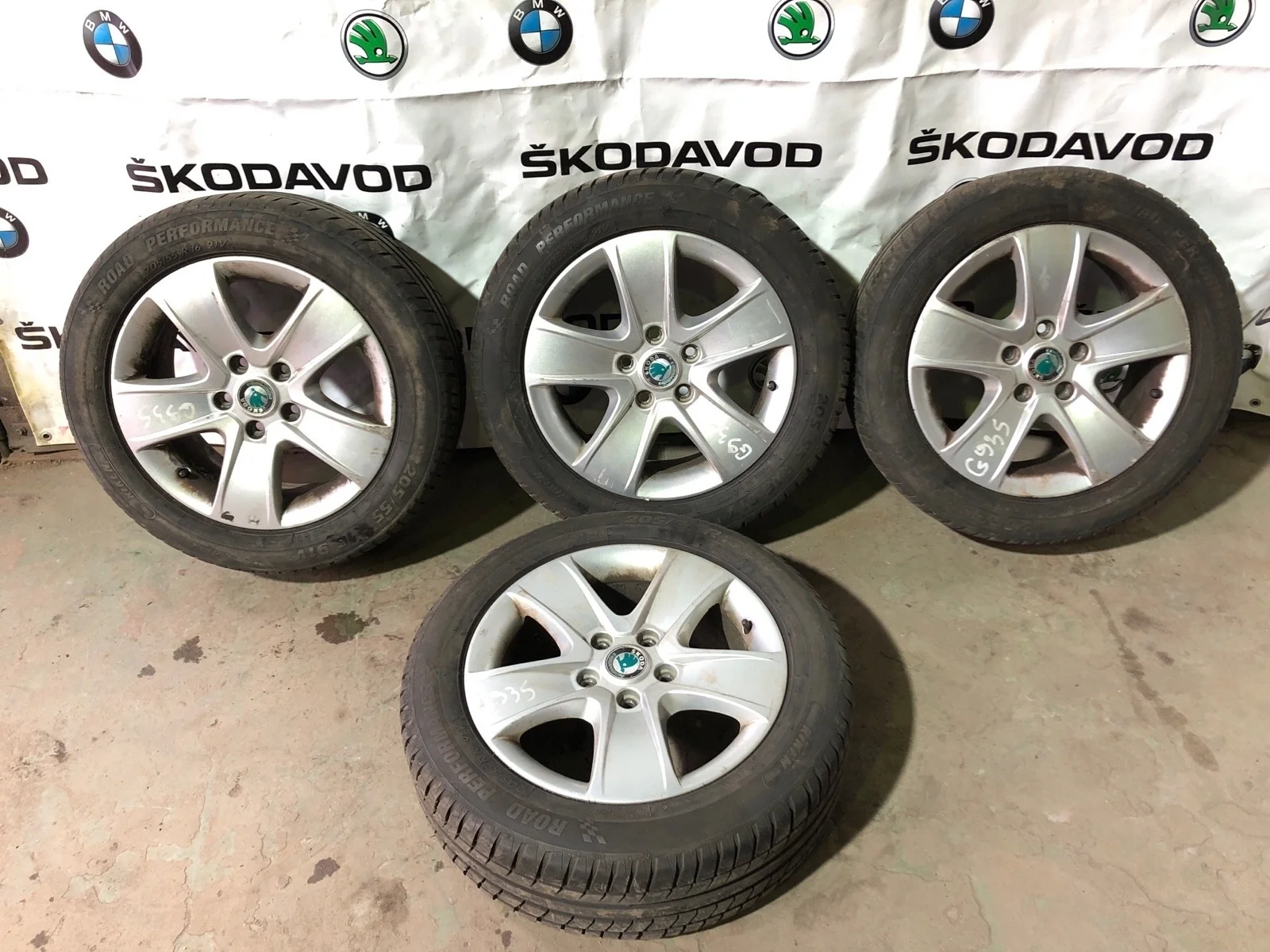 Диски колесные Skoda Octavia 2012 1Z0601025T A5 (1Z) 1.8 CDAB