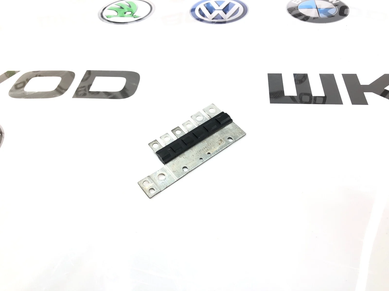 Предохранитель Skoda Octavia 2011 1K0937629A A5 (1Z) 1.6 BSE