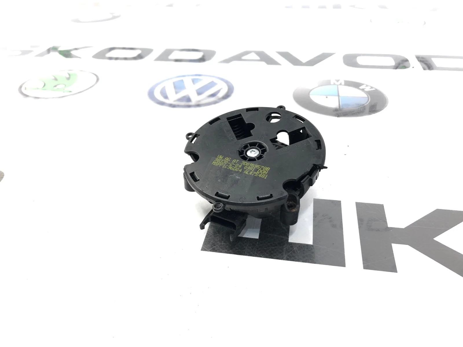 Мотор зеркала Skoda Octavia 2011 3D0959578B A5 (1Z), правый