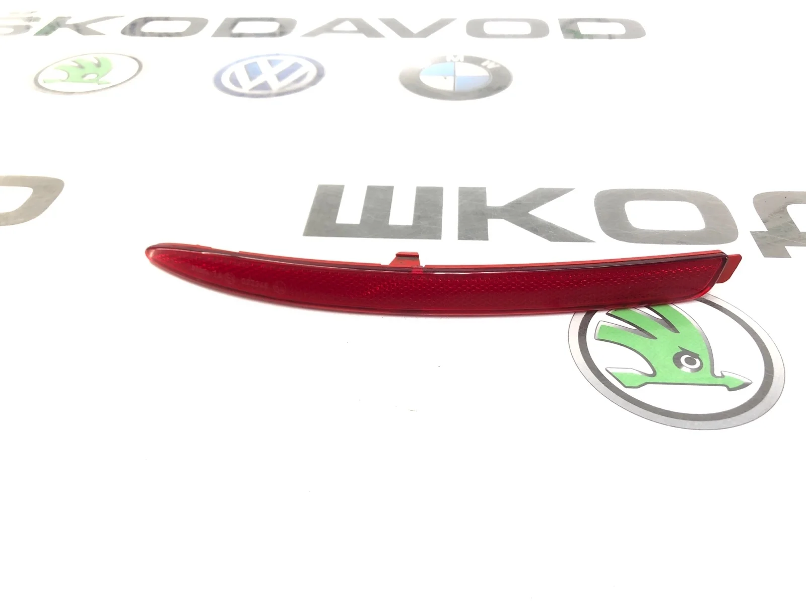 Катафот бампера Skoda Octavia 2011 1Z0945105A A5 (1Z) 1.6 BSE, задний левый