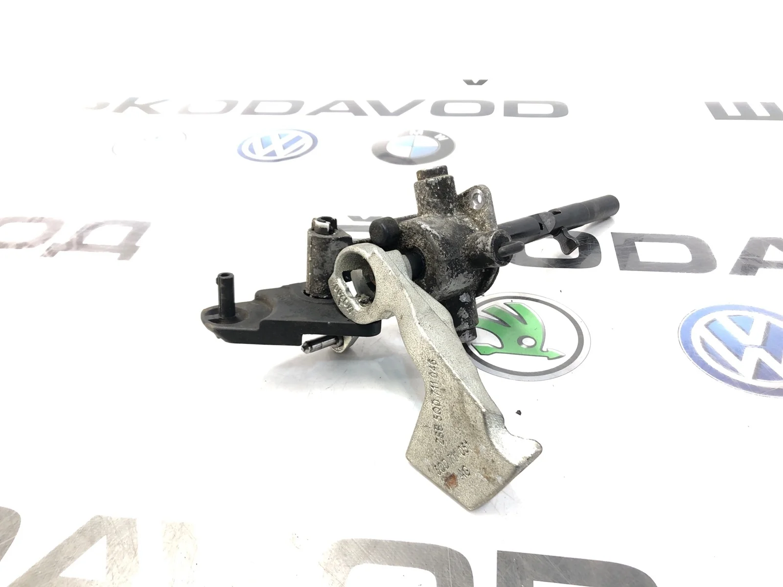 Механизм выбора передач Skoda Octavia 2011 0AF301230A A5 (1Z) 1.6 BSE