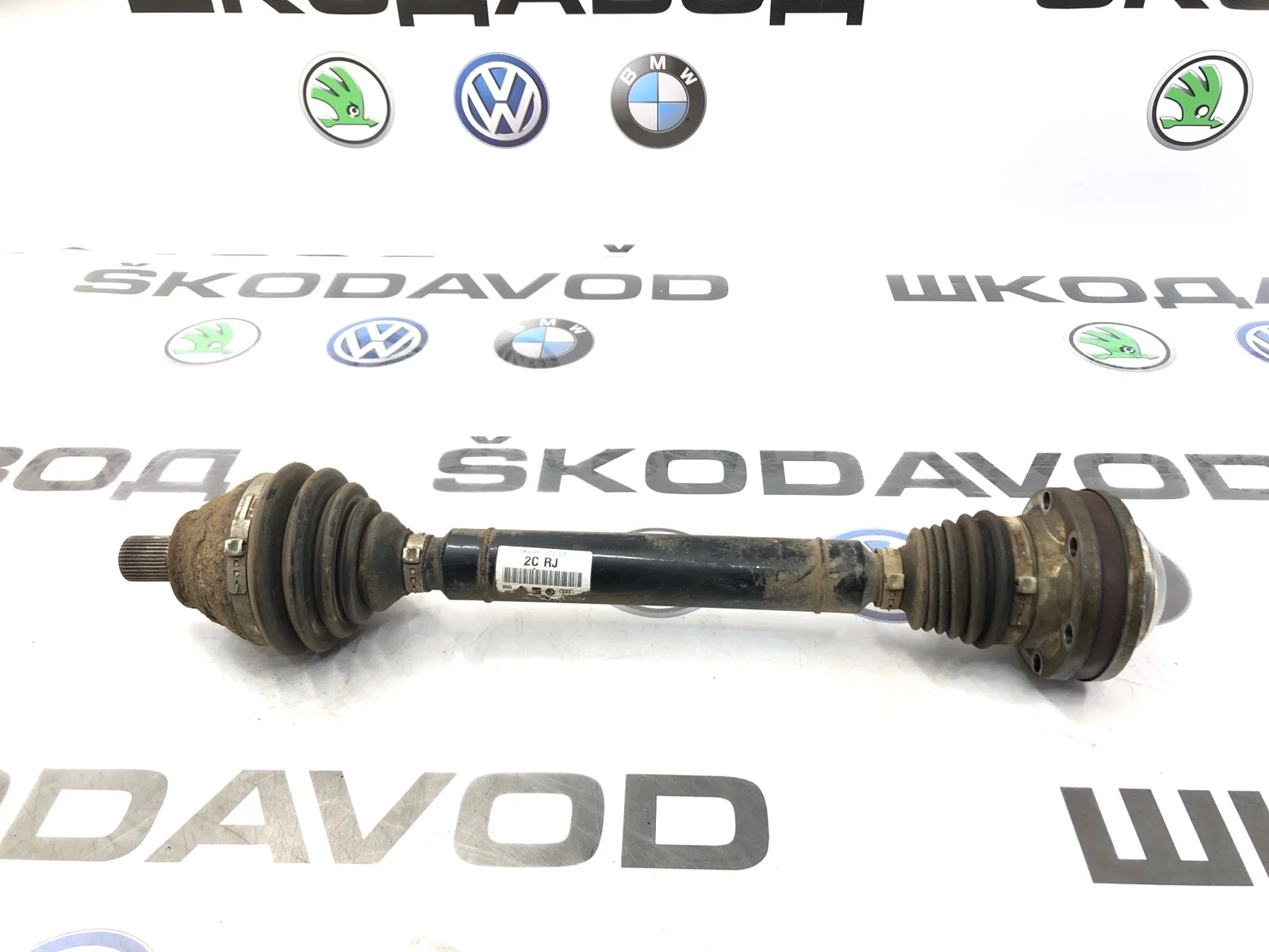 Привод МКПП Skoda Yeti 2014 1K0407272CR 5L 2.0 CFJA, передний правый