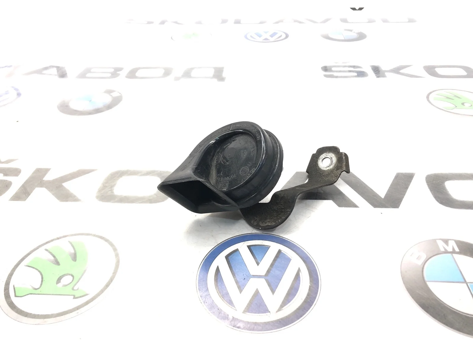 Звуковой сигнал Volkswagen Passat 2013 5C0951223C B7 (NMS) АМЕРИКА 2.0 CFFB