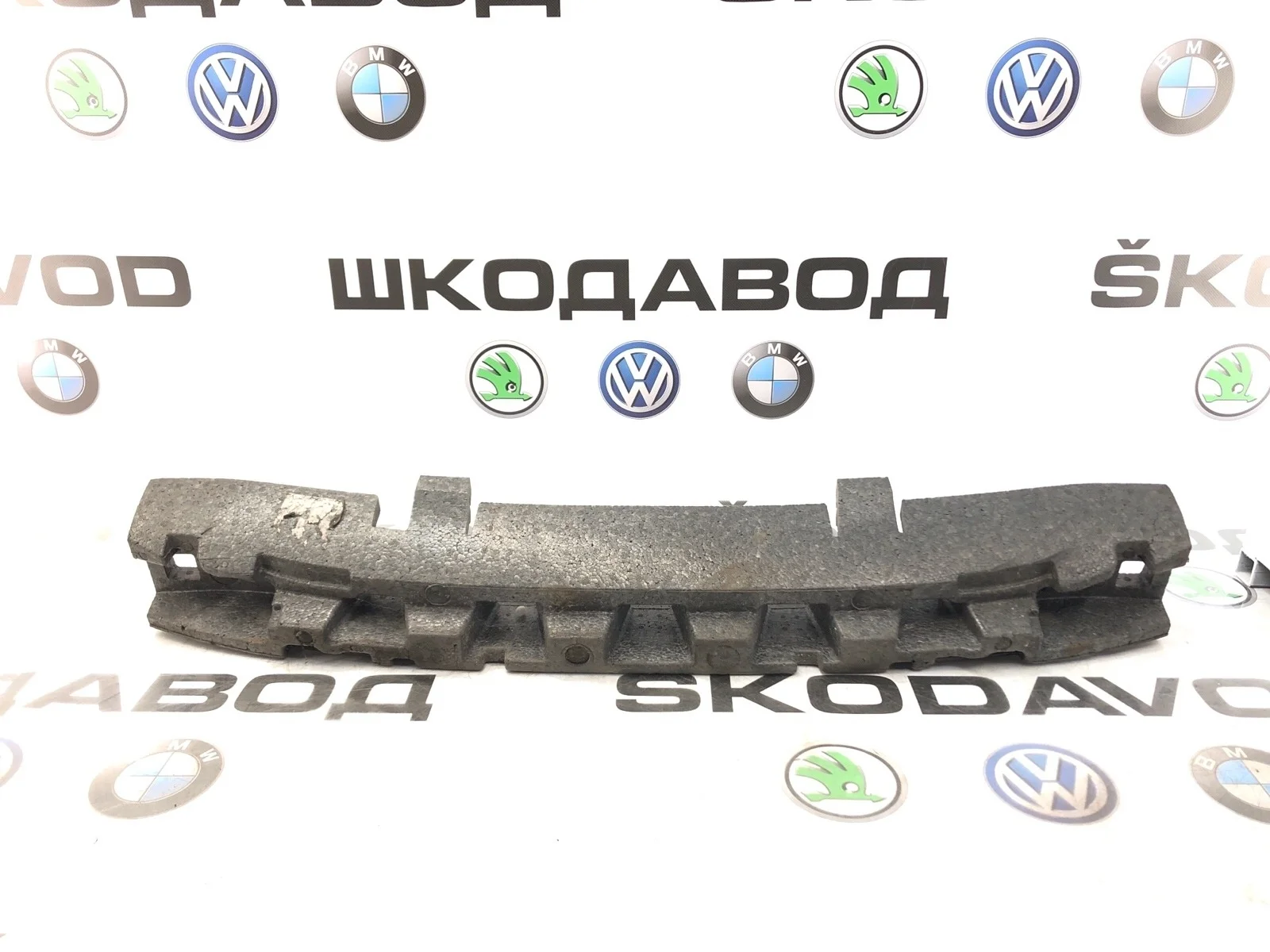 Наполнитель бампера Skoda Yeti 2014 5L0807248B 5L 2.0 CFHC, передний