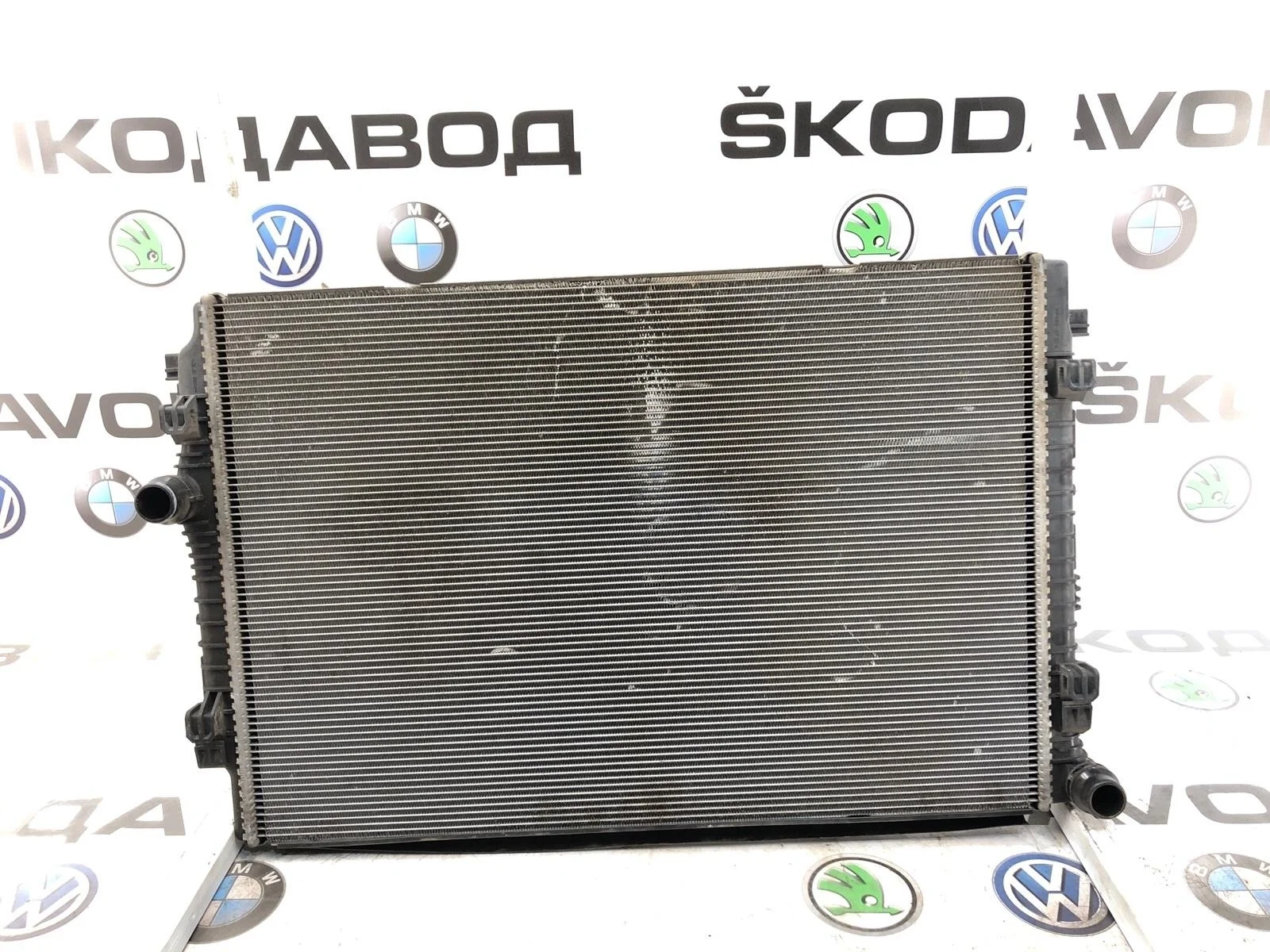 Радиатор охлаждения двигателя Skoda Octavia RS 2014 5Q0121251EN A7 (5E)