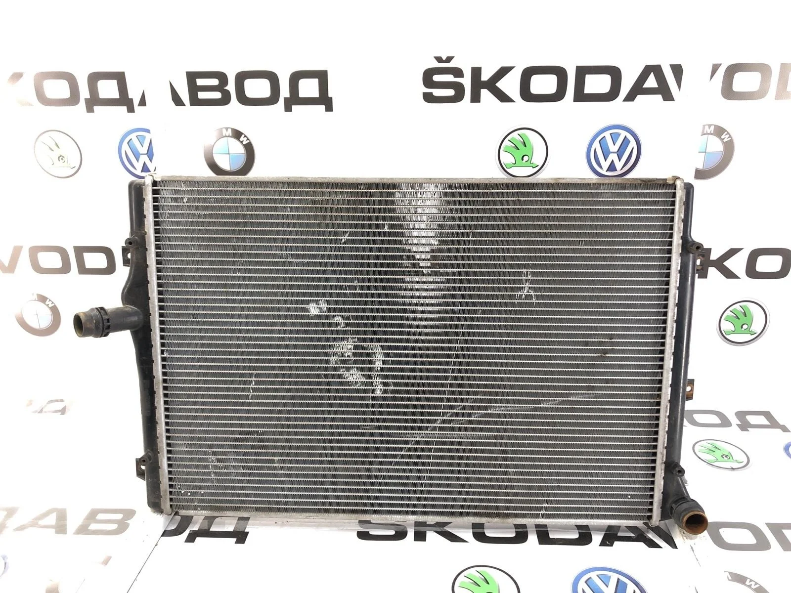 Радиатор охлаждения двигателя Skoda Octavia RS 2012 1K0121251DM A5 (1Z) 2.0 CEGA