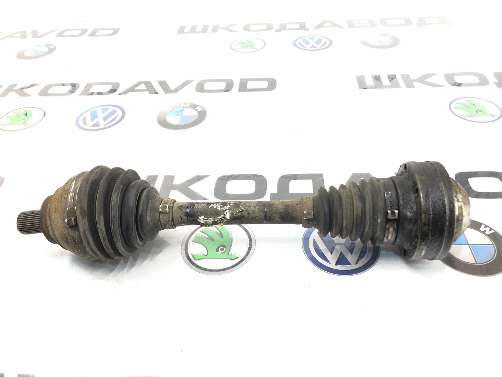 Привод МКПП Skoda Octavia RS 3C0407271AJ A5 (1Z) 2.0 CCZA, передний левый