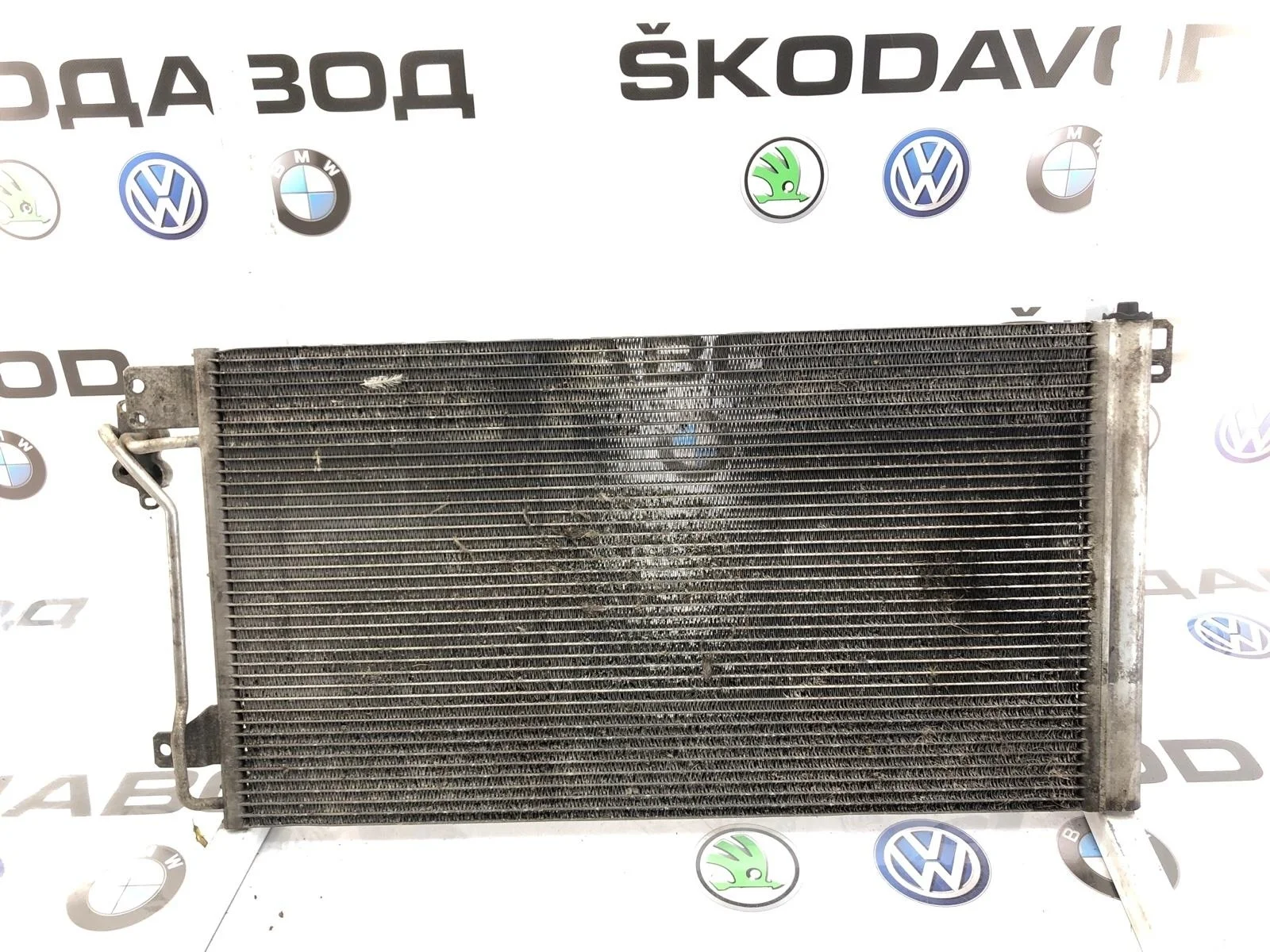 Радиатор кондиционера Volkswagen Transporter 2006 7H0820411E T5 2.5 BNZ