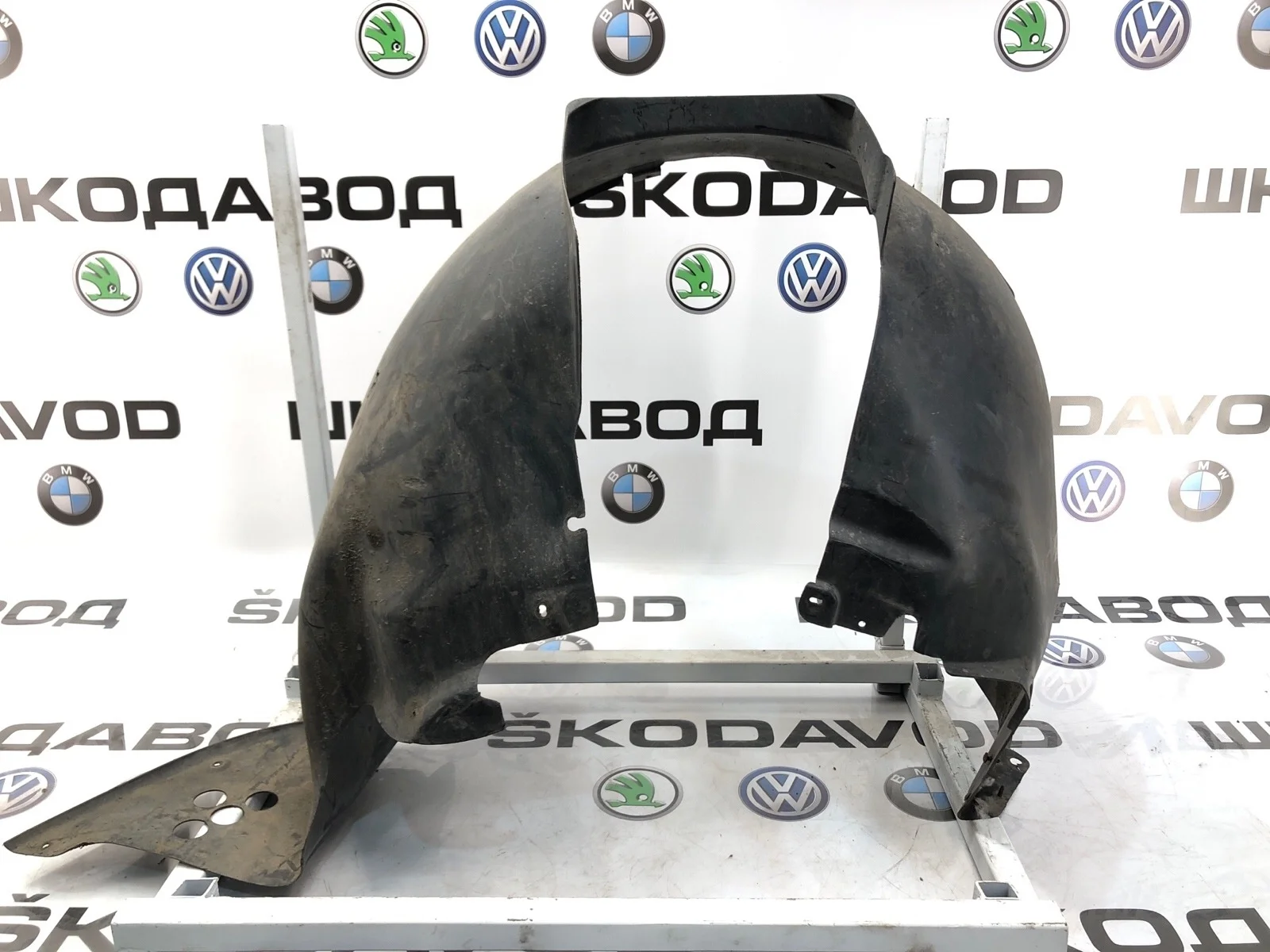 Подкрылок Volkswagen Transporter 2006 7H0809962C T5 2.5 BNZ, передний правый