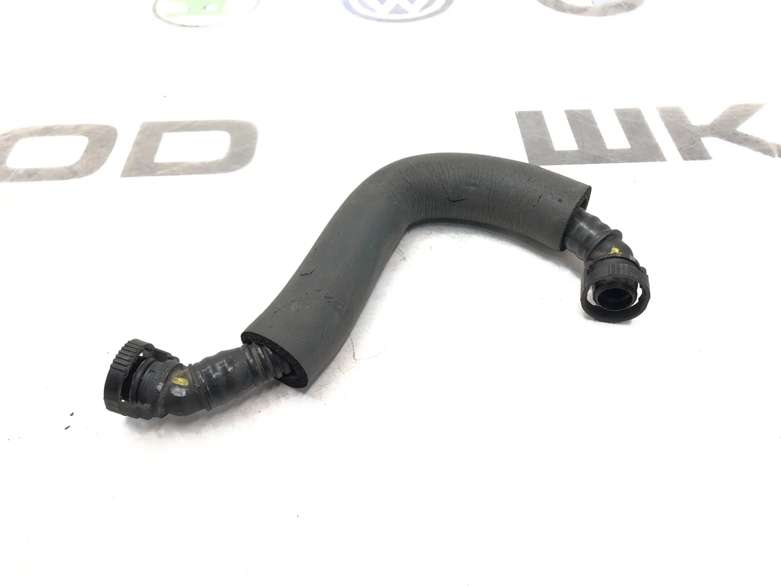 Патрубок картерных газов Volkswagen Passat CC 2012 06J103221 1.8 CDAB