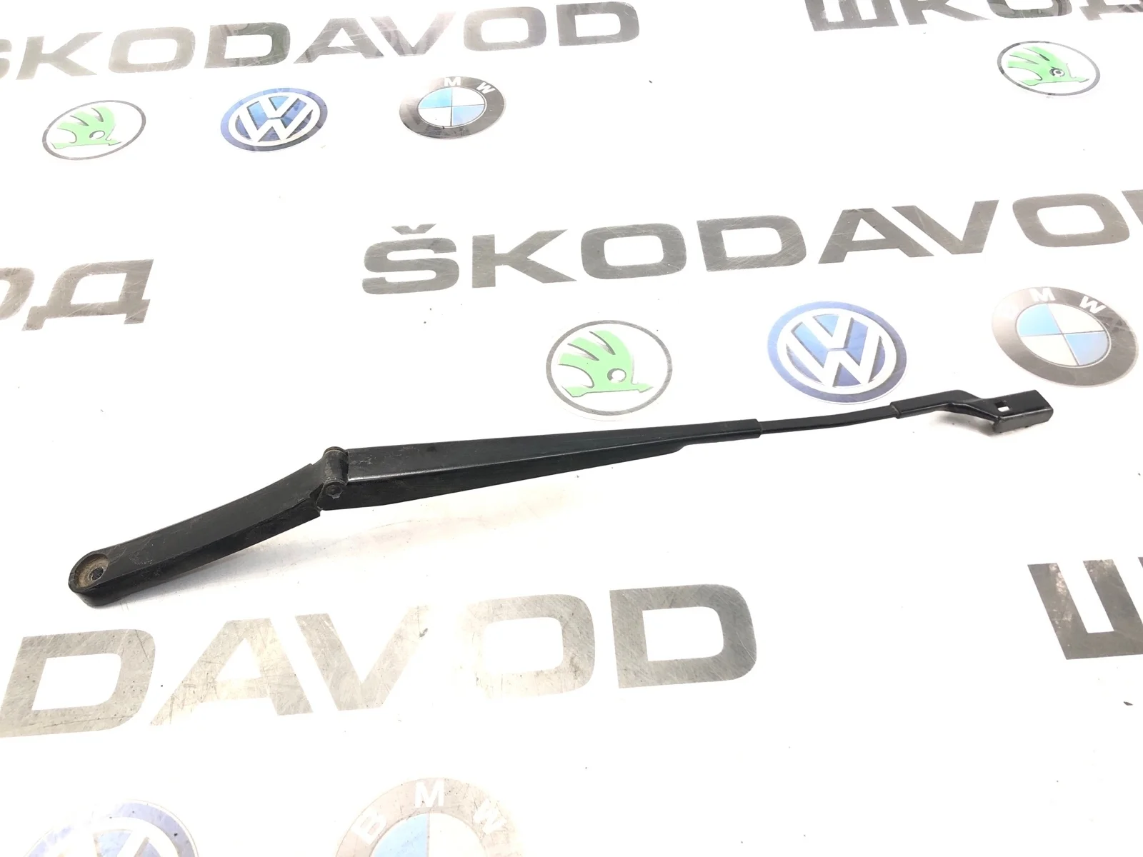 Поводок стеклоочистителя Volkswagen Passat CC 2012 3C8955409B 1.8 CDAB, левый