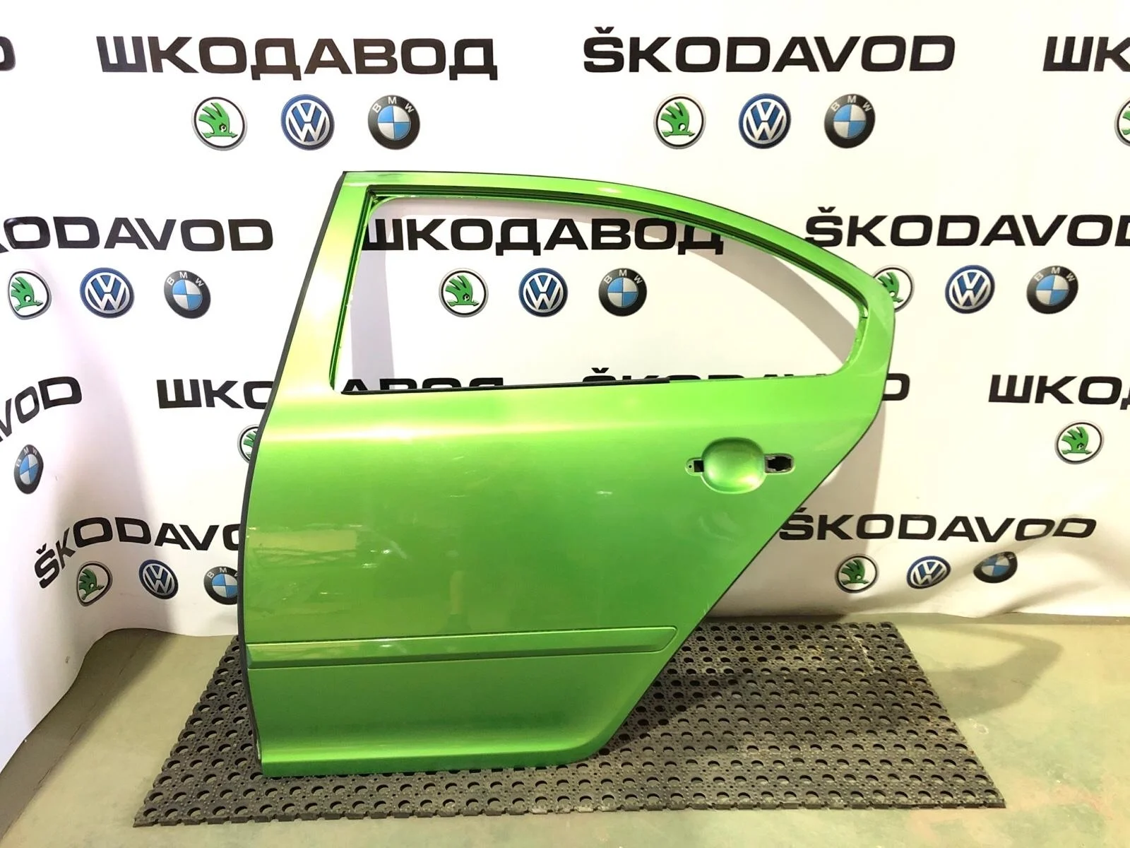 Дверь Skoda Octavia RS 2012 1Z5833055 A5 (1Z) 2.0 CEGA, задняя левая