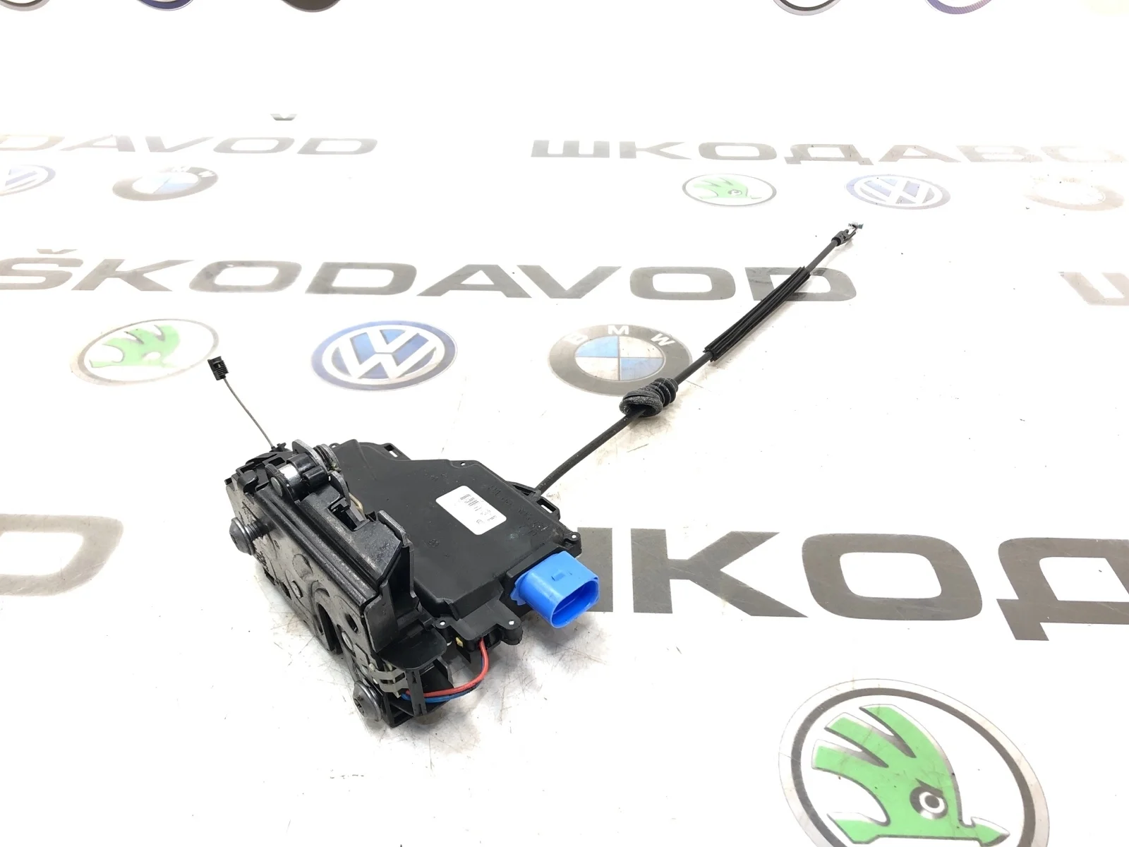 Замок двери Skoda Octavia 2012 7L0839016D A5 (1Z) 1.4 CAXA, задний правый