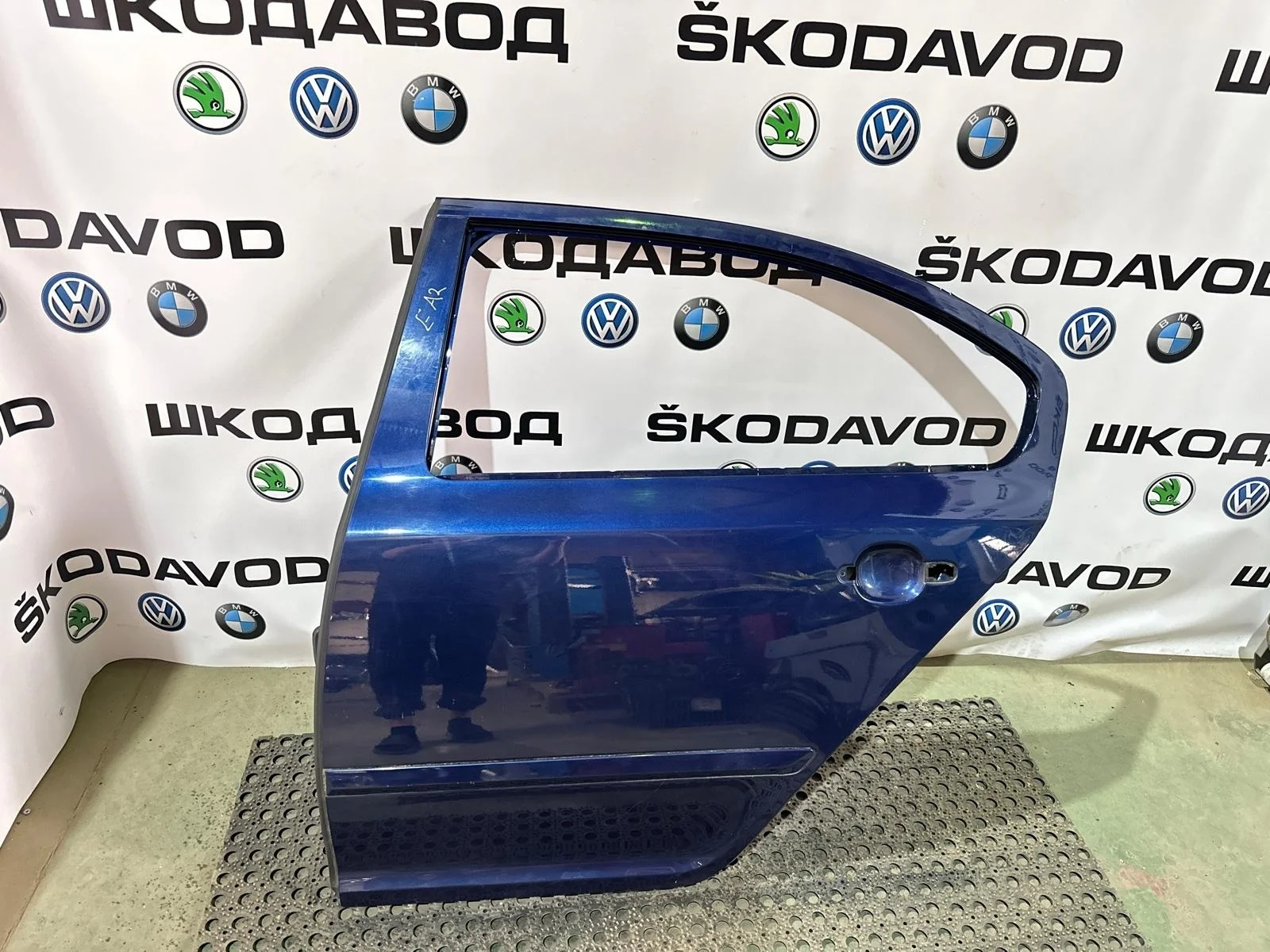 Дверь Skoda Octavia 2012 1Z5833055 A5 (1Z) 1.4 CAXA, задняя левая