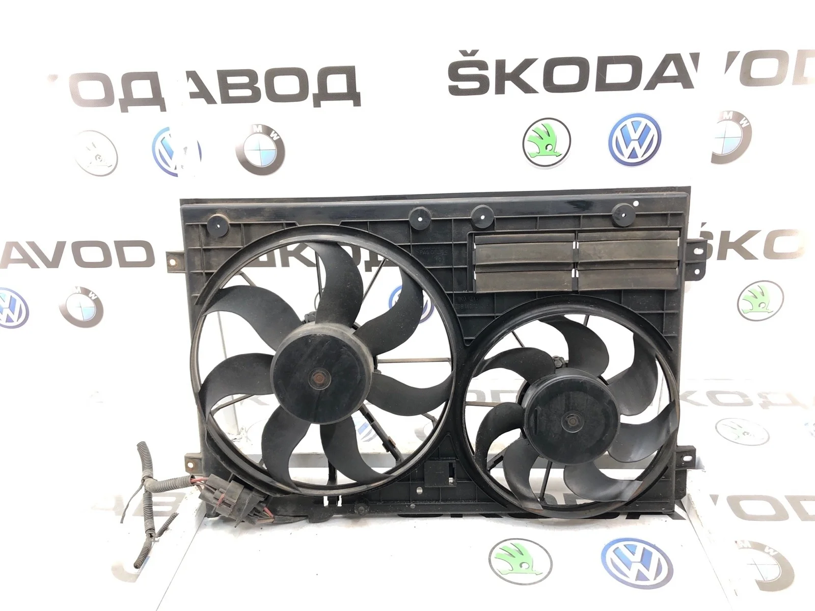 Вентилятор охлаждения Skoda Octavia RS 1K0121205AD A5 (1Z) 2.0 CEGA
