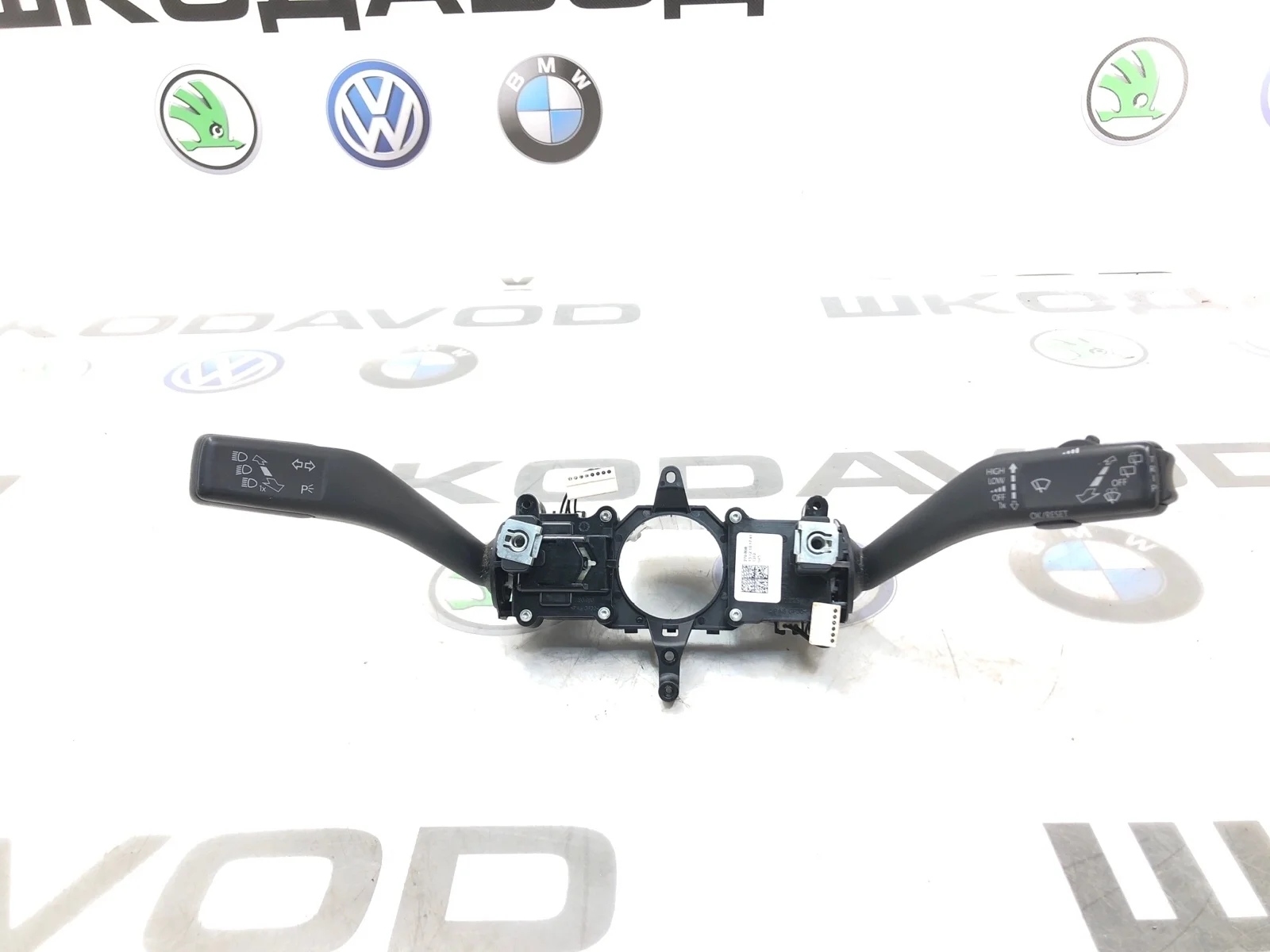 Подрулевой переключатель Skoda Yeti 2010 5K0953502L9B9 5L 2.0 CFHF