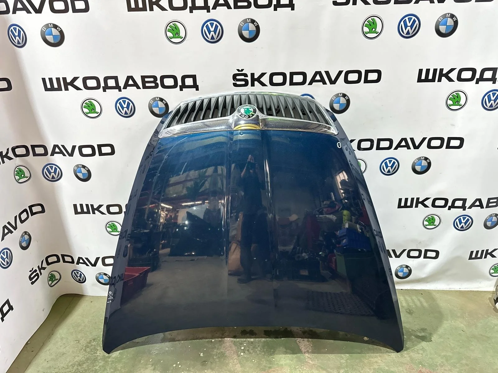 Капот Skoda Octavia 2012 1Z0823031B A5 (1Z) 1.2 CBZB