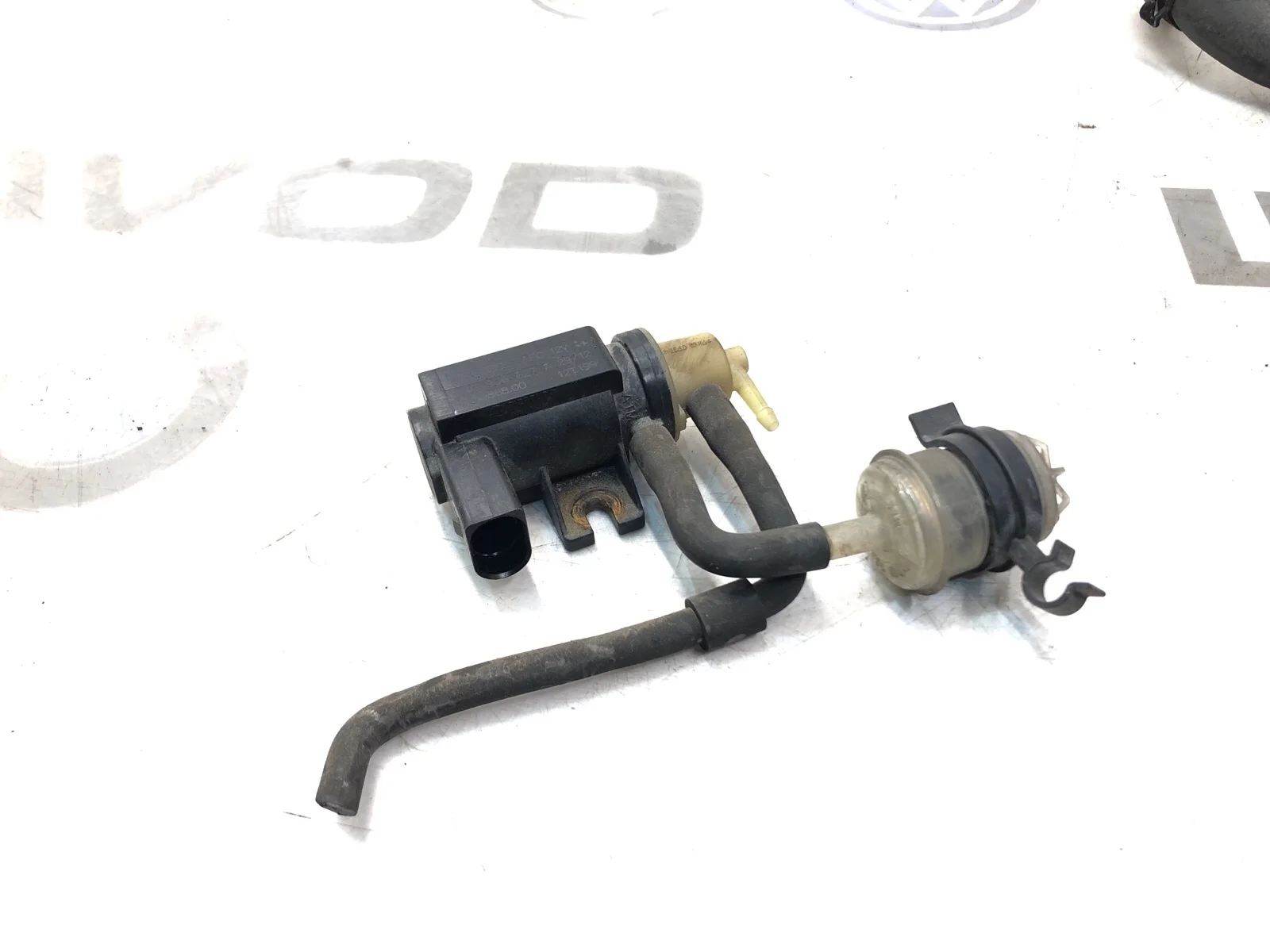 Клапан электромагнитный Volkswagen Transporter 2006 1K0906627A T5 2.5 BNZ