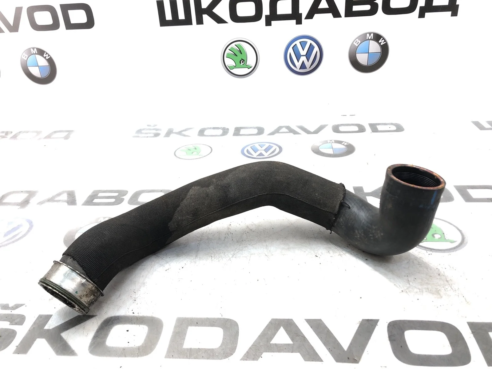 Патрубок интеркулера Volkswagen Touareg 2014 7P0145738B 2 NF 3.0 CJMA