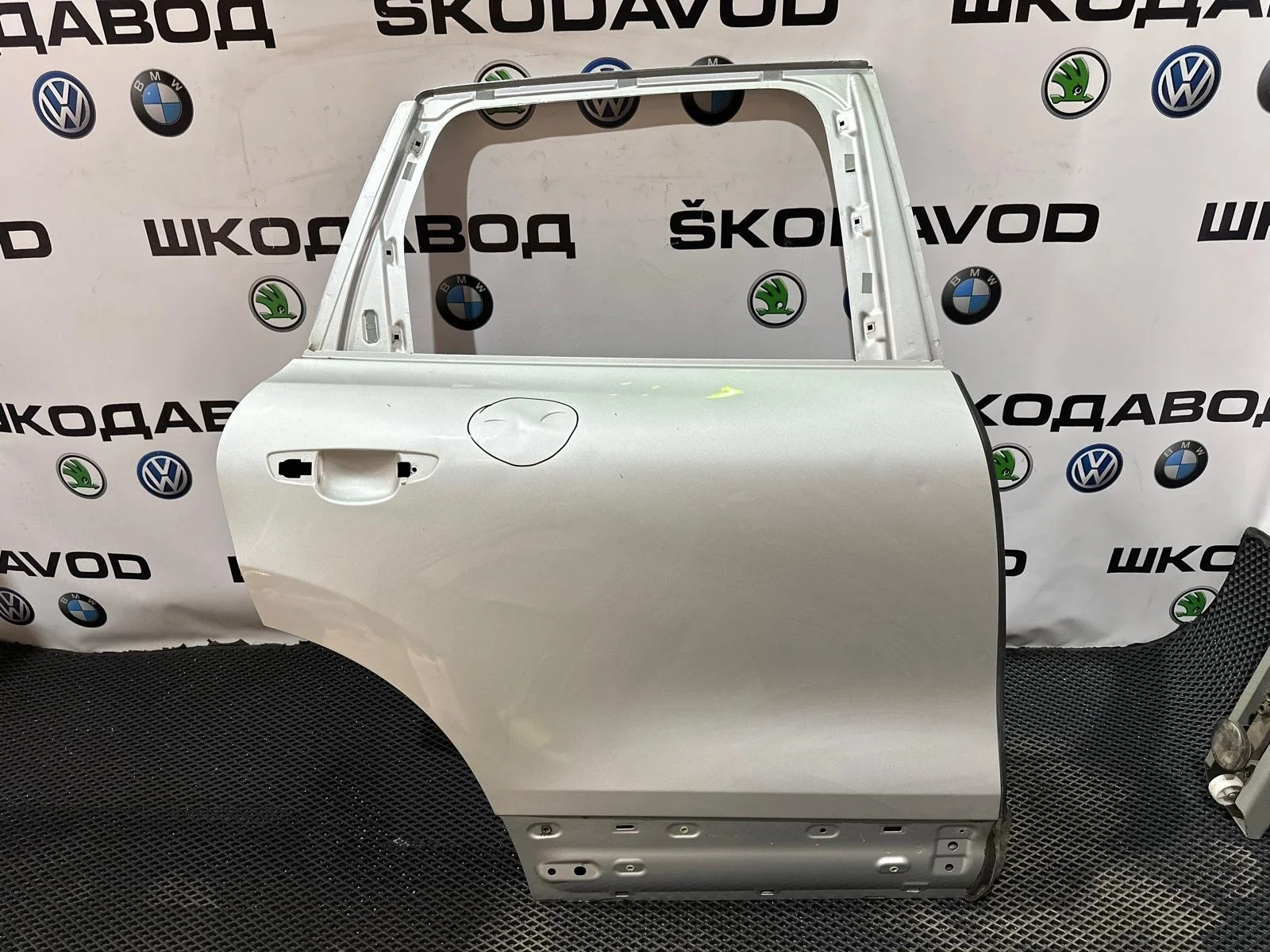 Дверь Volkswagen Touareg 2014 7P0833056 2 NF 3.0 CJMA, задняя правая