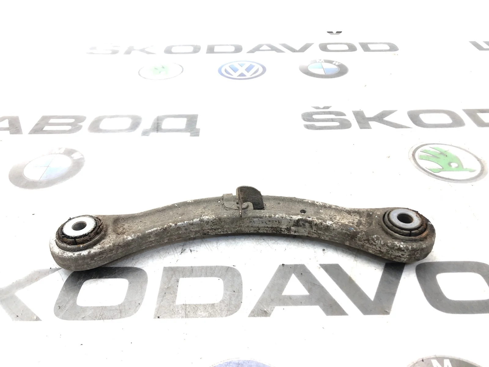 Рычаг подвески Volkswagen Touareg 2014 7L0505323A 2 NF 3.0 CJMA, задний