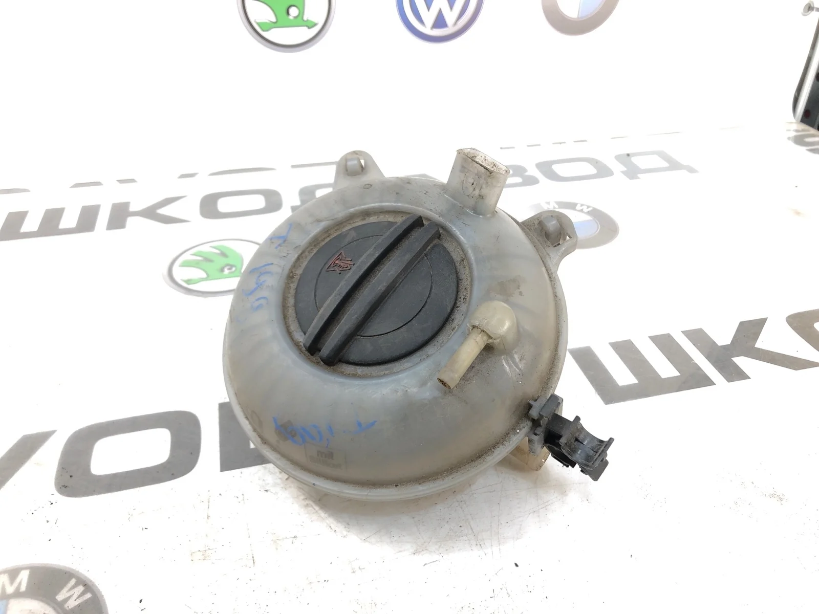 Расширительный бачок Skoda Octavia 5Q0121407A A7 (5E) 2.0 CKFC