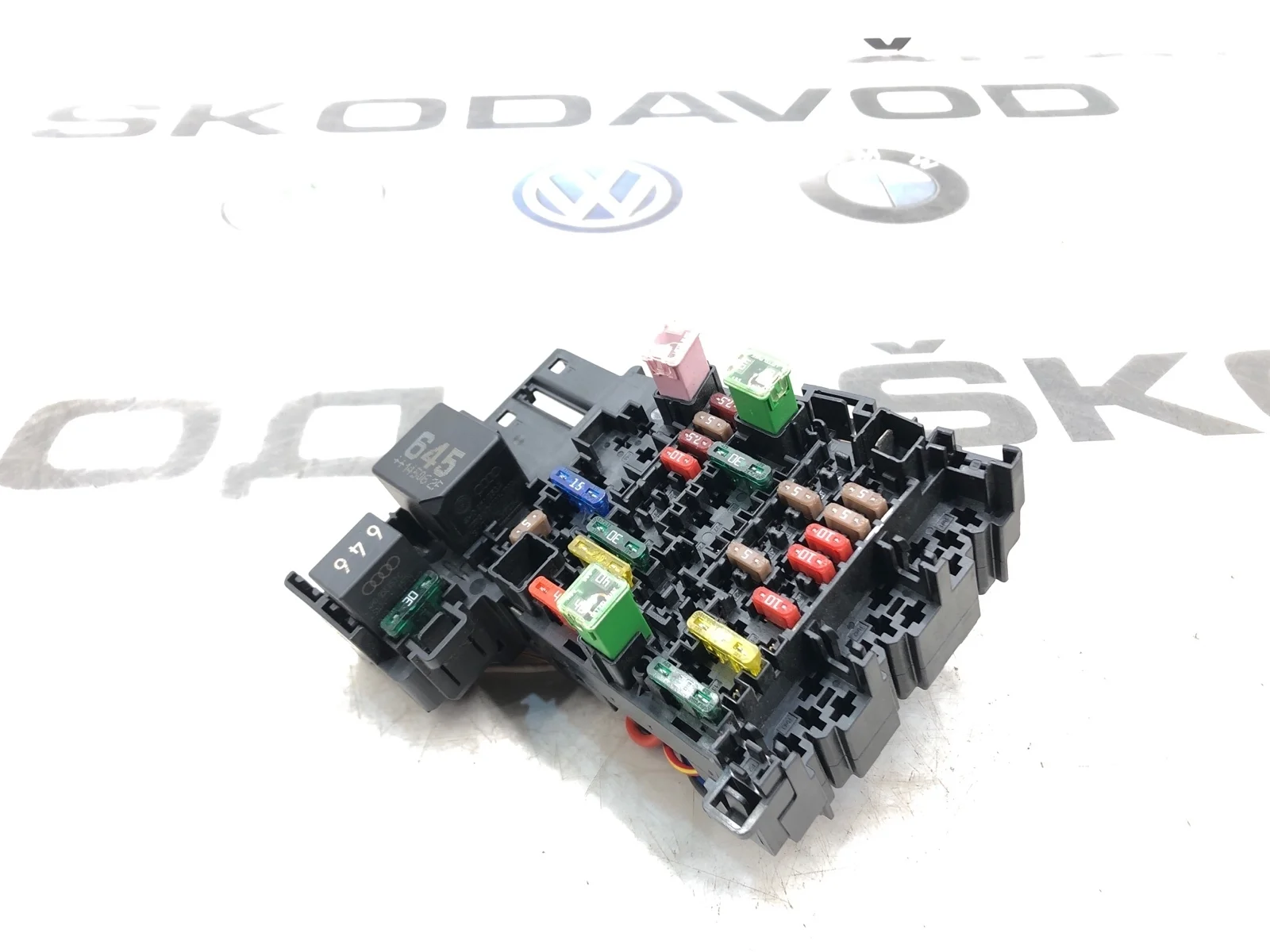 Блок предохранителей салона Skoda Octavia 5Q0937615C A7 (5E) 2.0 CKFC