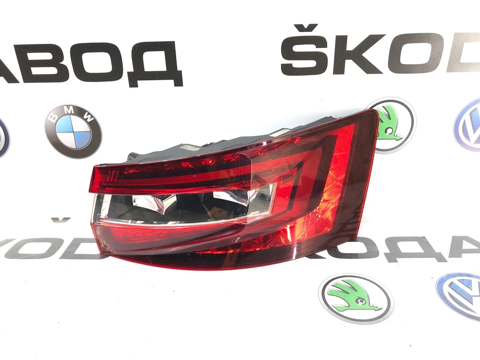 Фонарь Skoda Superb 2016 3V5945208 3 (3V) 2.0 CRLB, задний правый