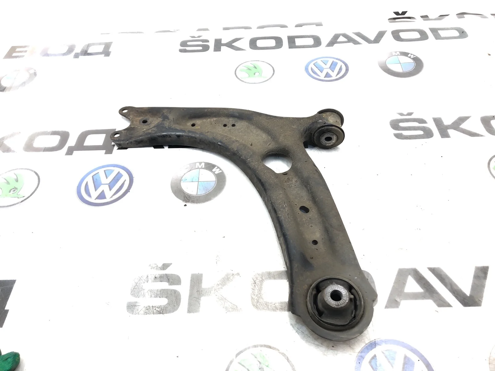 Рычаг подвески Skoda Superb 2016 3Q0407151E 3 (3V) 2.0 CRLB, передний левый