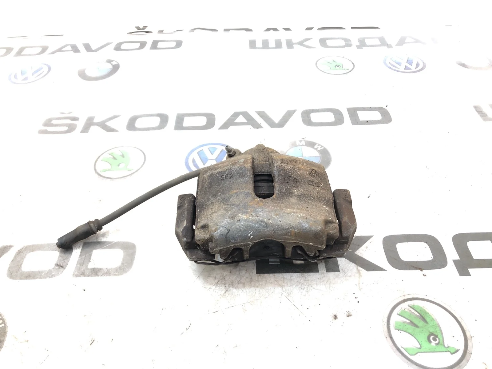 Суппорт тормозной Skoda Yeti 2014 1K0615123E 5L 2.0 CFHC, передний правый