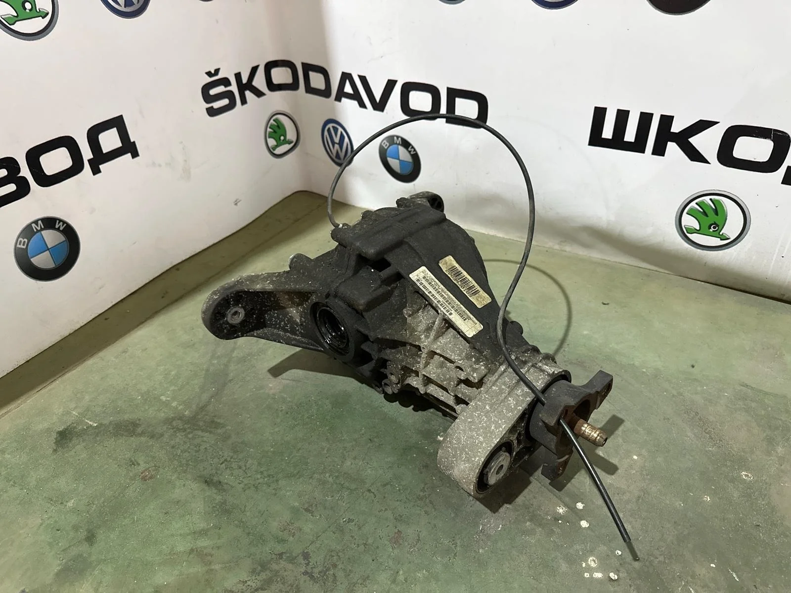 Редуктор Mercedes-Benz ML 2009 A1643500414 W164 3.0 OM642.940, задний