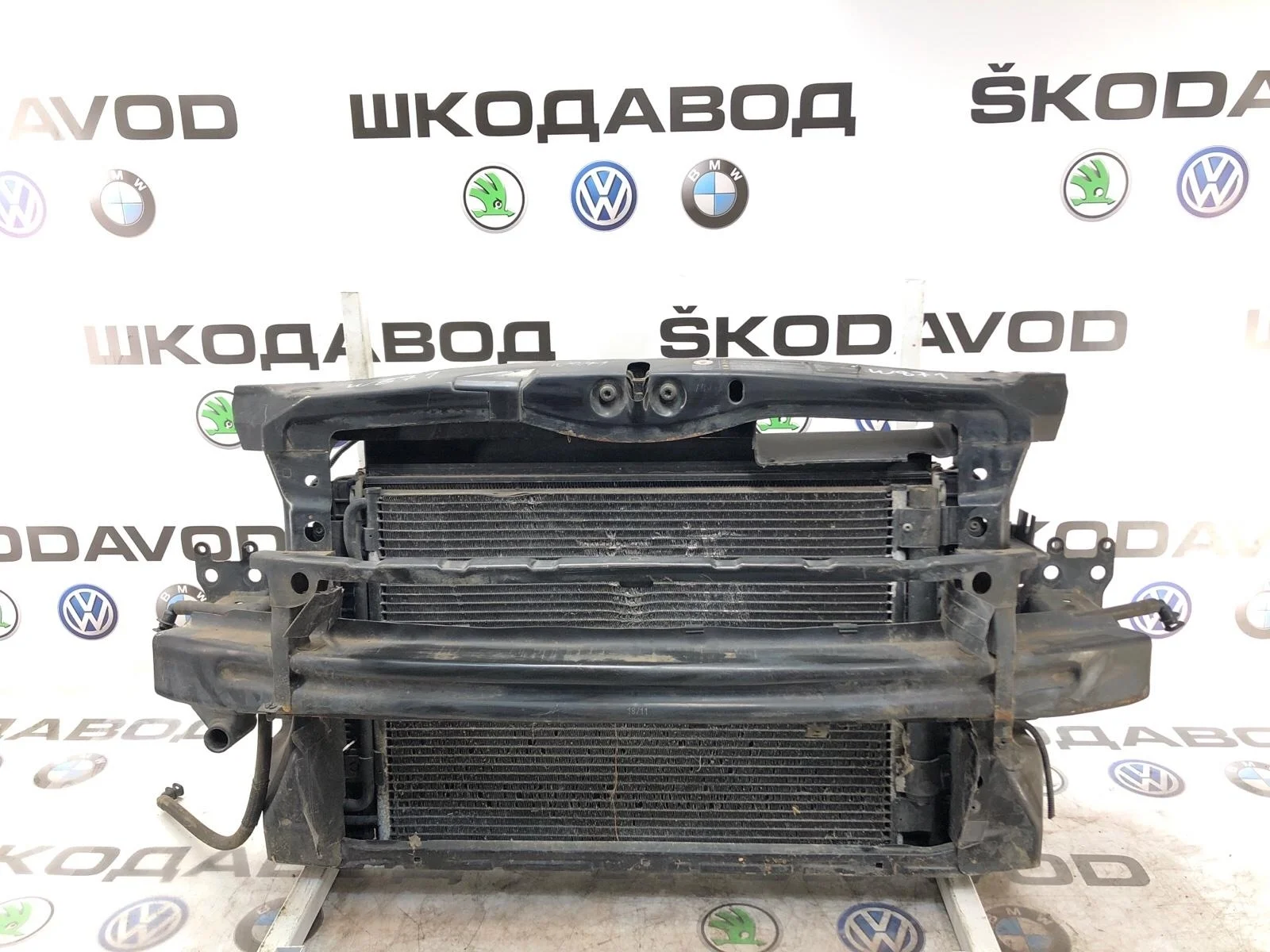 Телевизор в сборе Skoda Octavia 2011 5K0121251F A5 (1Z) 1.8 CDAB