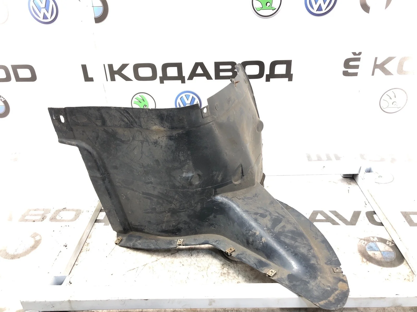 Локер Skoda Octavia 2011 1Z0809953D A5 (1Z) 1.8 CDAB, передний левый