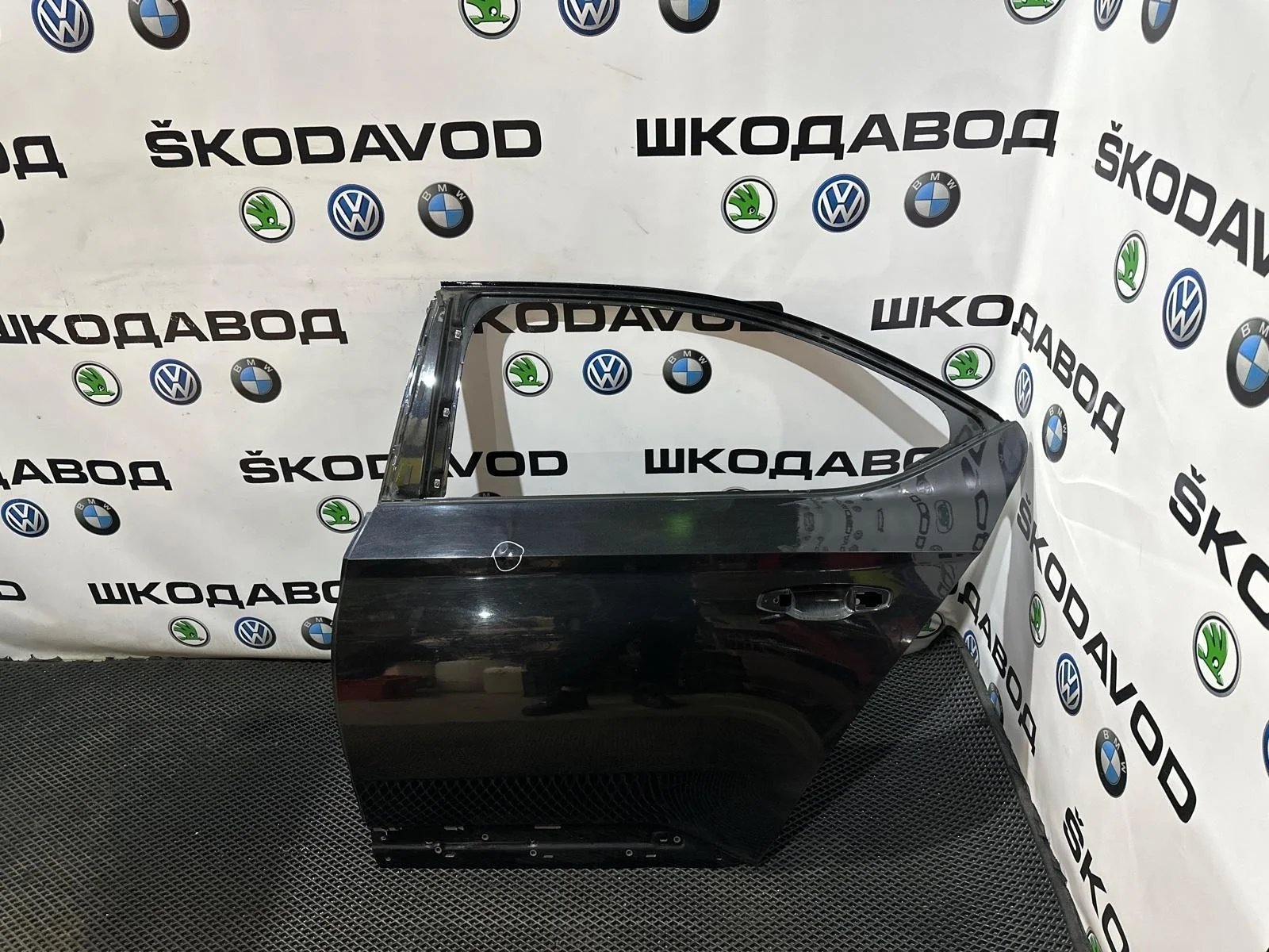 Дверь Skoda Superb 2016 3V5833051 3 (3V) 2.0 CRLB, задняя левая