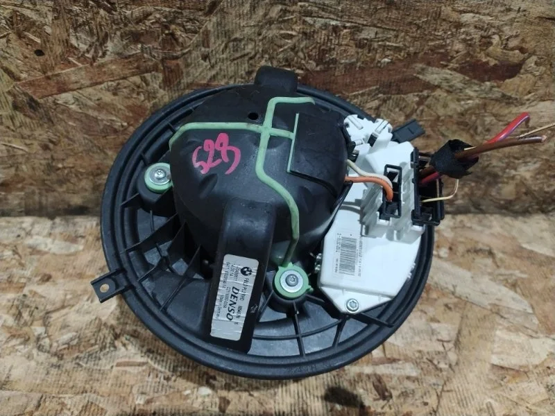 Мотор печки BMW X1 2014 E84