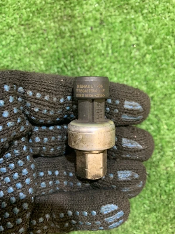 Датчик кондиционера Nissan Almera